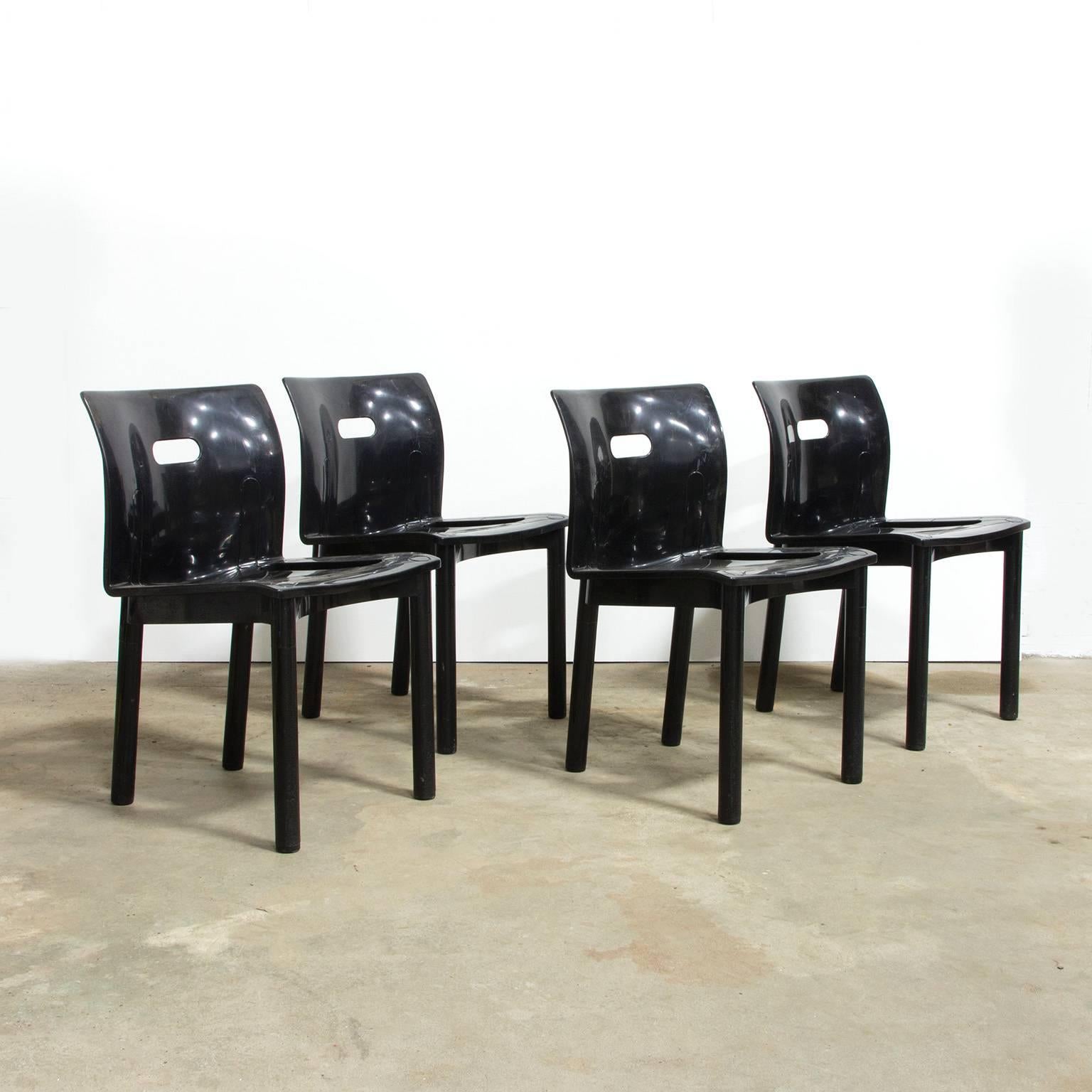 In 1986 those stacking chairs won the Compasso d'Oro in Italy.
The chairs are disassemble by the legs and stackable until a set of four.
This set of 14 plastic stacking chairs, all in good and fair condition, is available as a lot or per