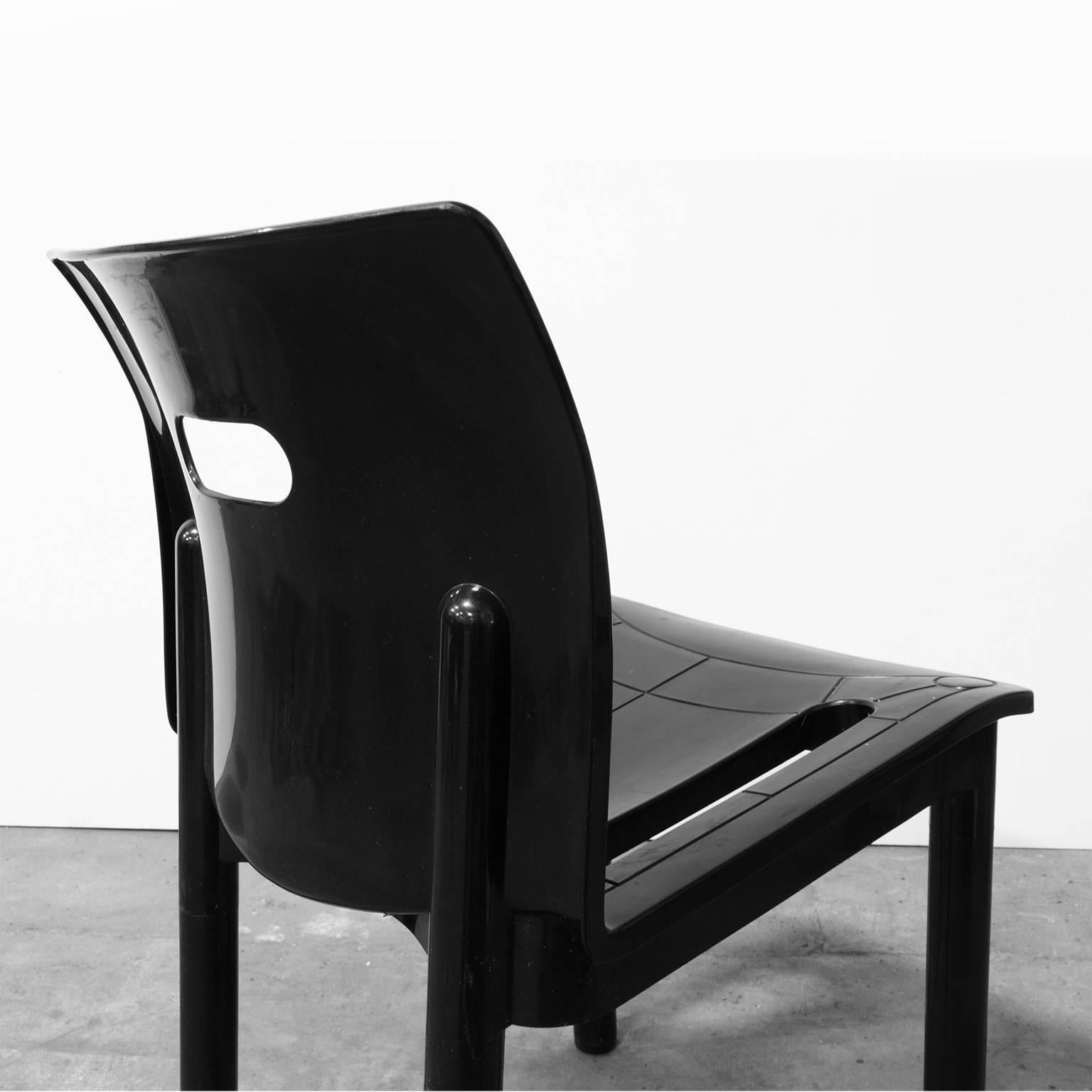 1986, Anna Castelli Ferrieri, Plastic Stacking Chairs 4870 for Kartell in Black 2