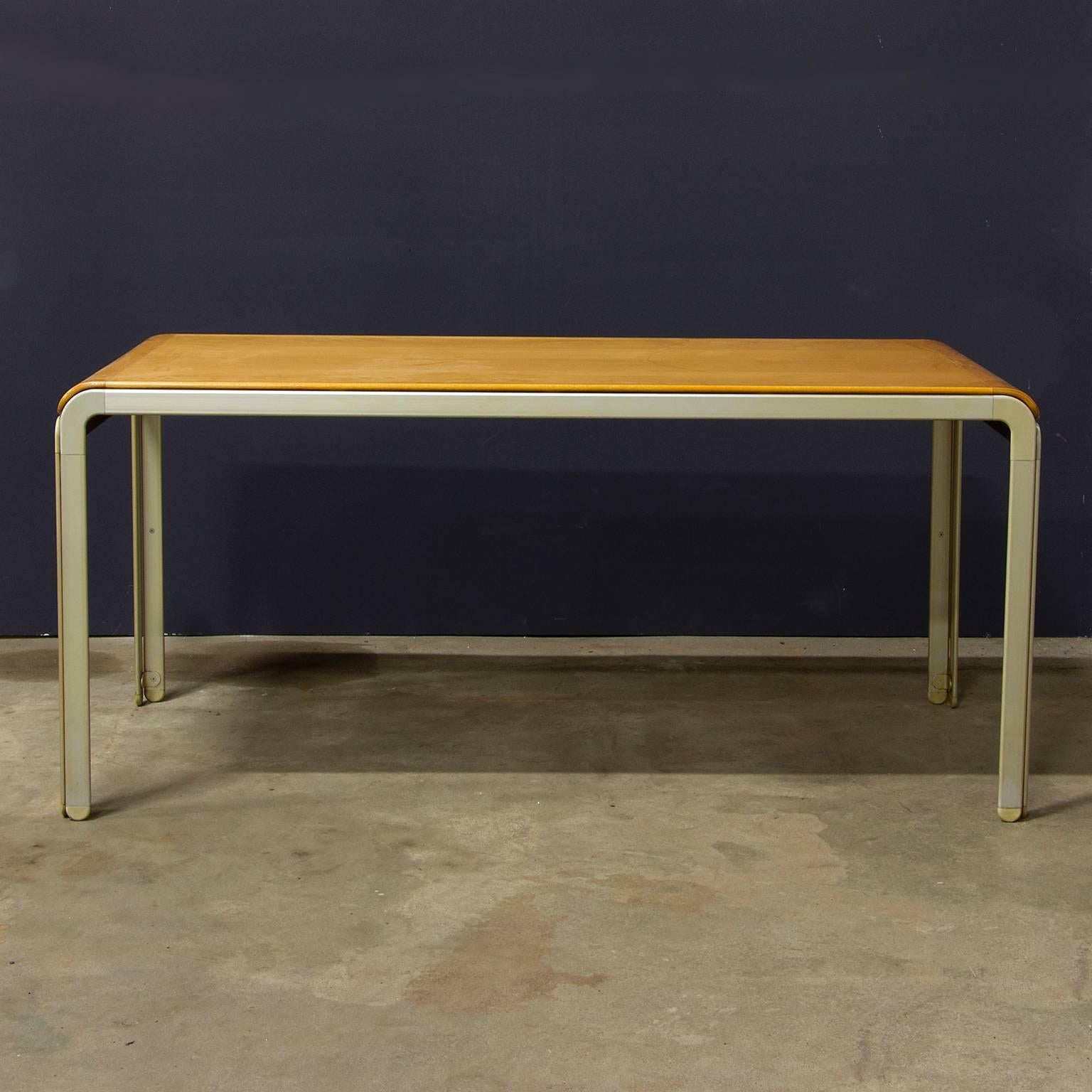 Very rare, to disassemble, aluminium with wooden table by Arne Jacobsen by SOOL Scandinavian Office Organisation Limited dor the Danish National Bank, in very good condition. Measures: 

Weight 25 kg.

Free shipping for Amsterdam, Haarlem and