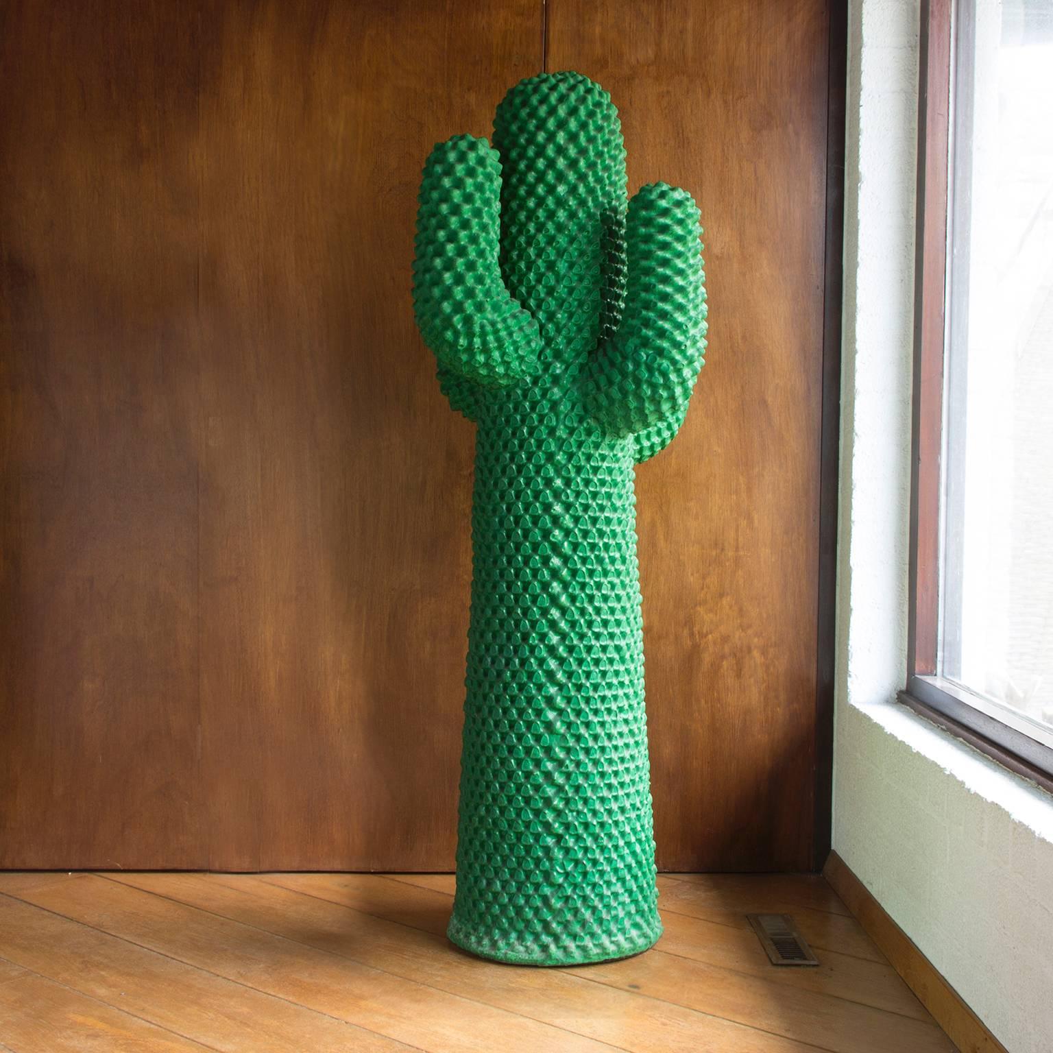 1972, Guido Drocco und Franco Mello, Cactus-Mantelständer, das beste Grün, das je gesehen wurde (Moderne der Mitte des Jahrhunderts) im Angebot