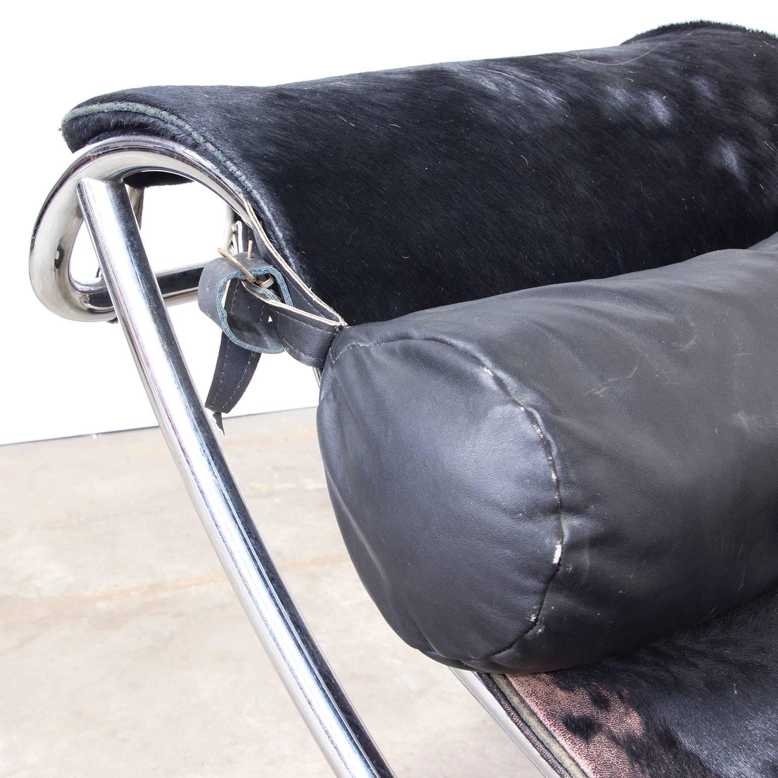 Early 20th Century 1928, Le Corbusier, Early LC 4 by Cassina in Chrome with Black Pony Skin For Sale