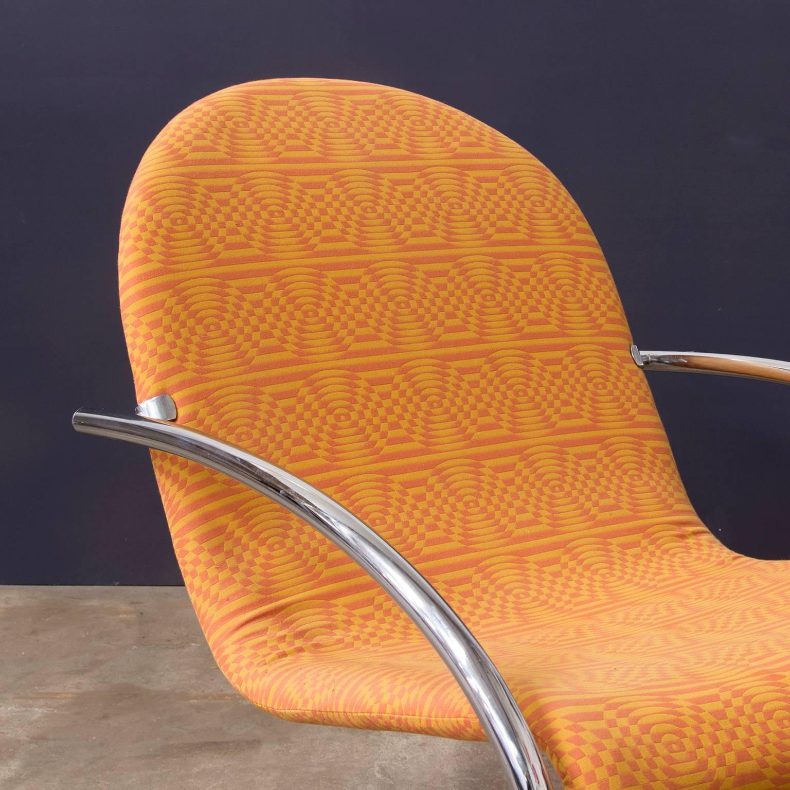 Late 20th Century 1973, Verner Panton, 1-2-3 Serie Easy Chair in Original Panton Fabric For Sale