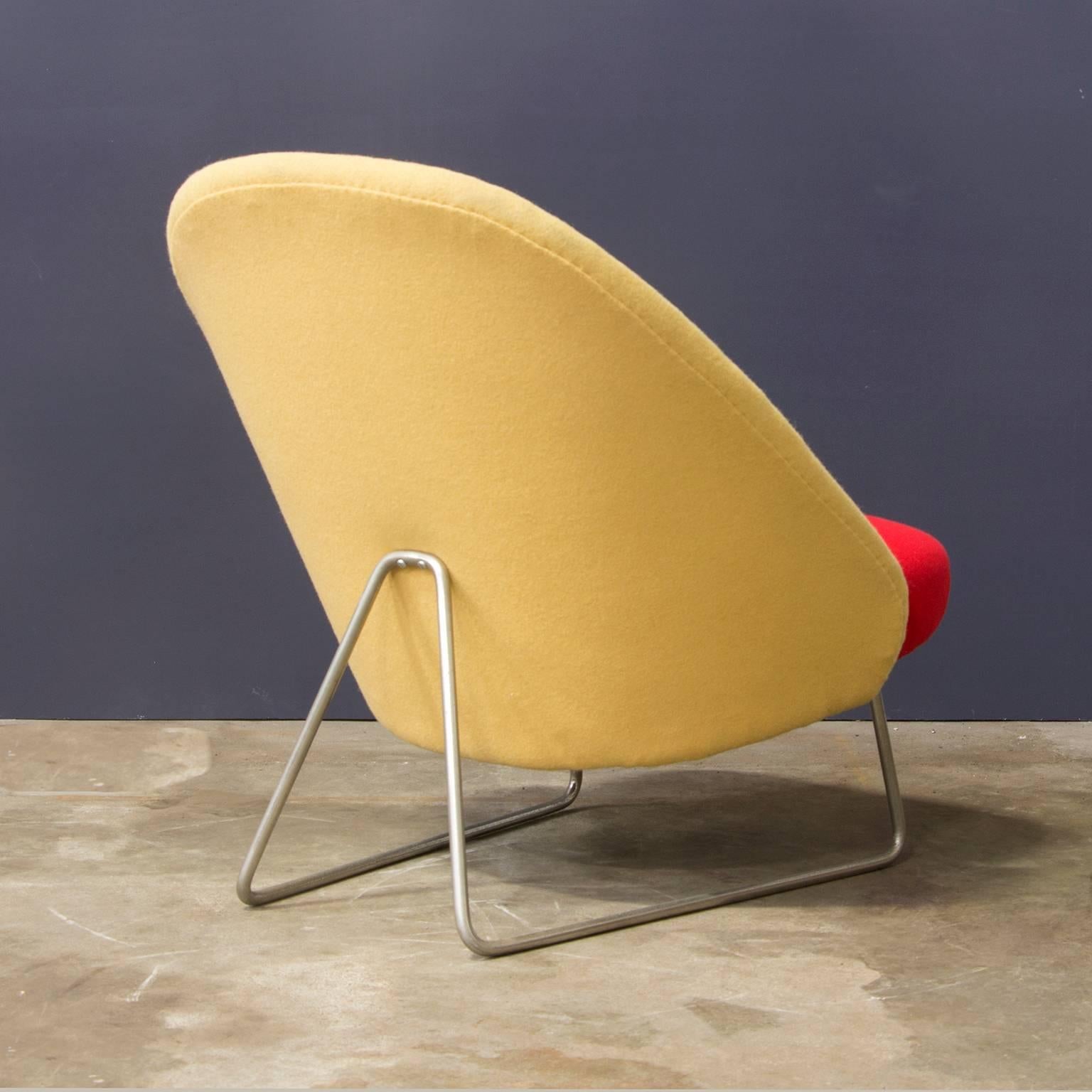 Mid-Century Modern 1959, Theo Ruth for Artifort, Rare Comfortable Armchair Model 115 in Two Colors