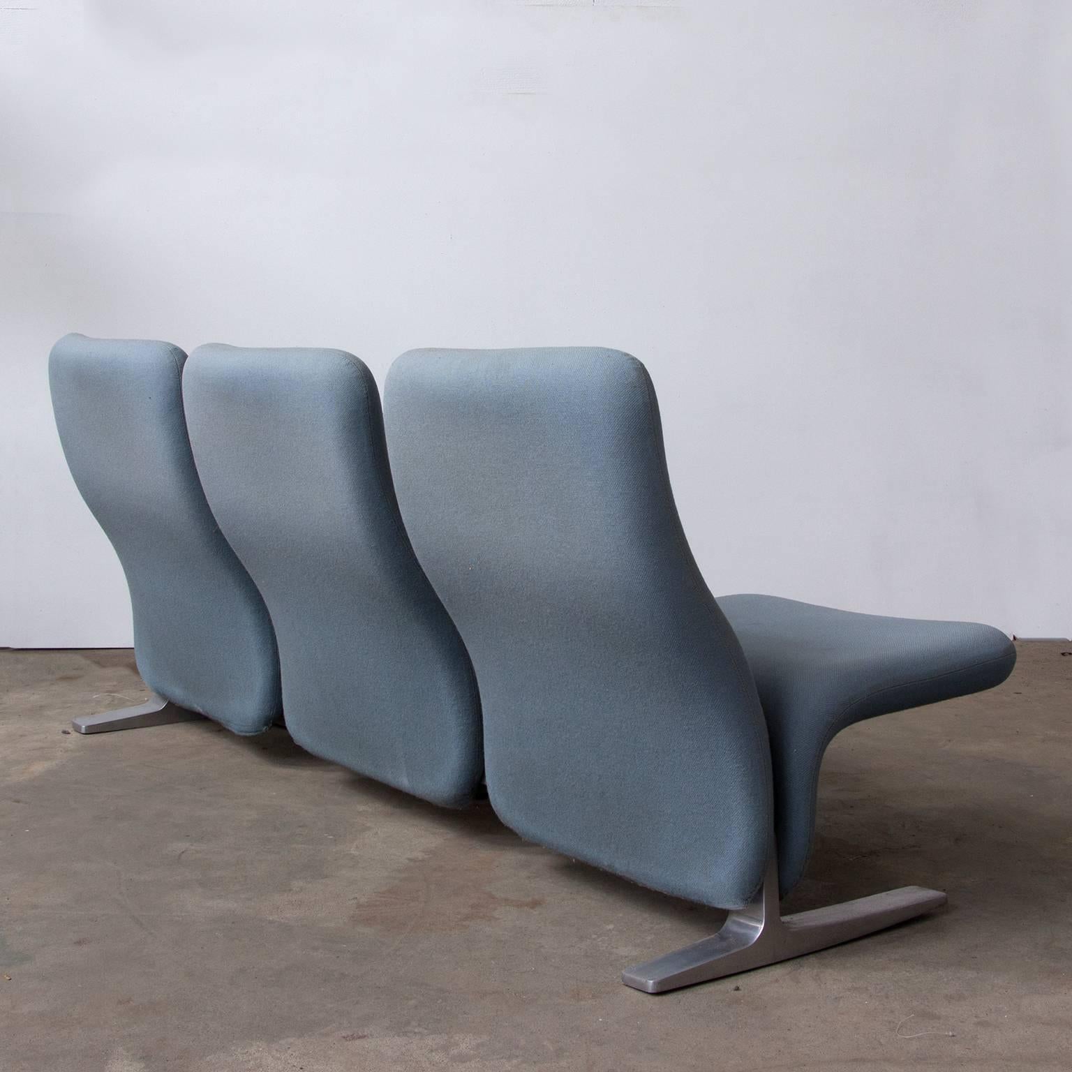 Mid-Century Modern 1966, Pierre Paulin, Rare F784, Concorde Three-Seat Couch in Light Blue Fabric