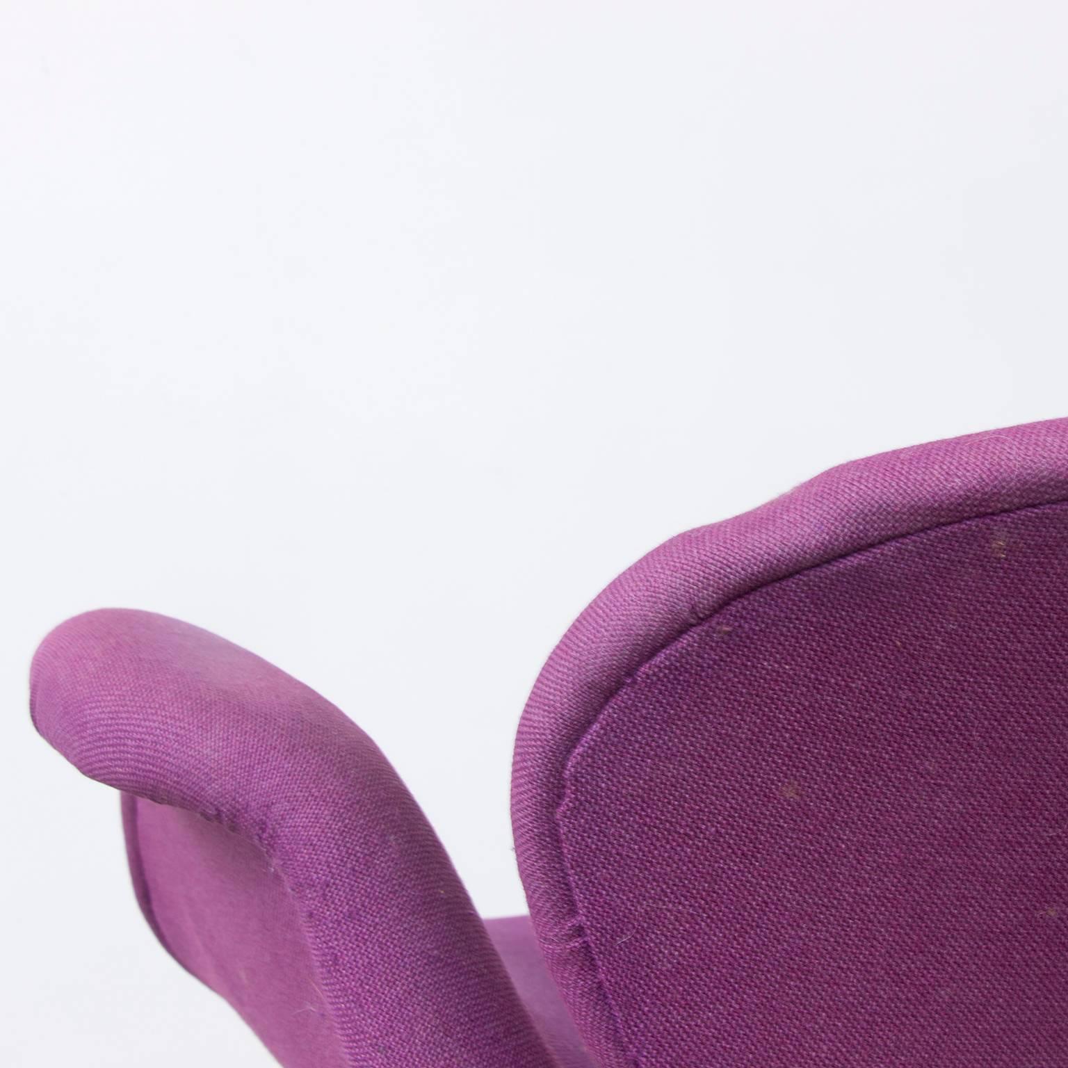 Mid-20th Century 1965, Pierre Paulin for Artifort, Set Very Early Original Base and Purple Fabric