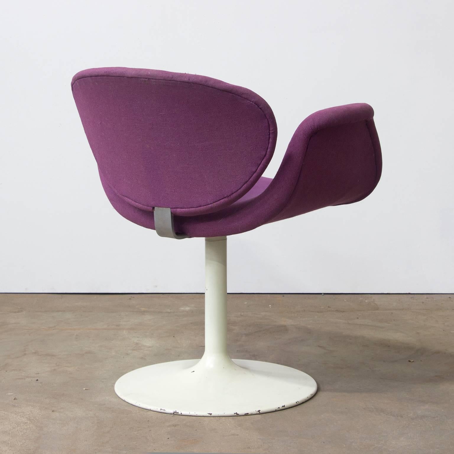 Mid-Century Modern 1965, Pierre Paulin for Artifort, Set Very Early Original Base and Purple Fabric