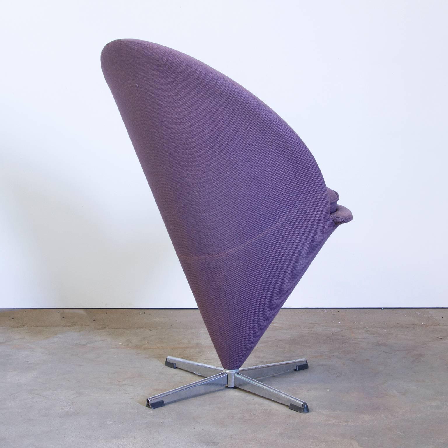 Mid-Century Modern 1958, Verner Panton for Rosenthal, Cone Chair in Original Purple Linen Fabric