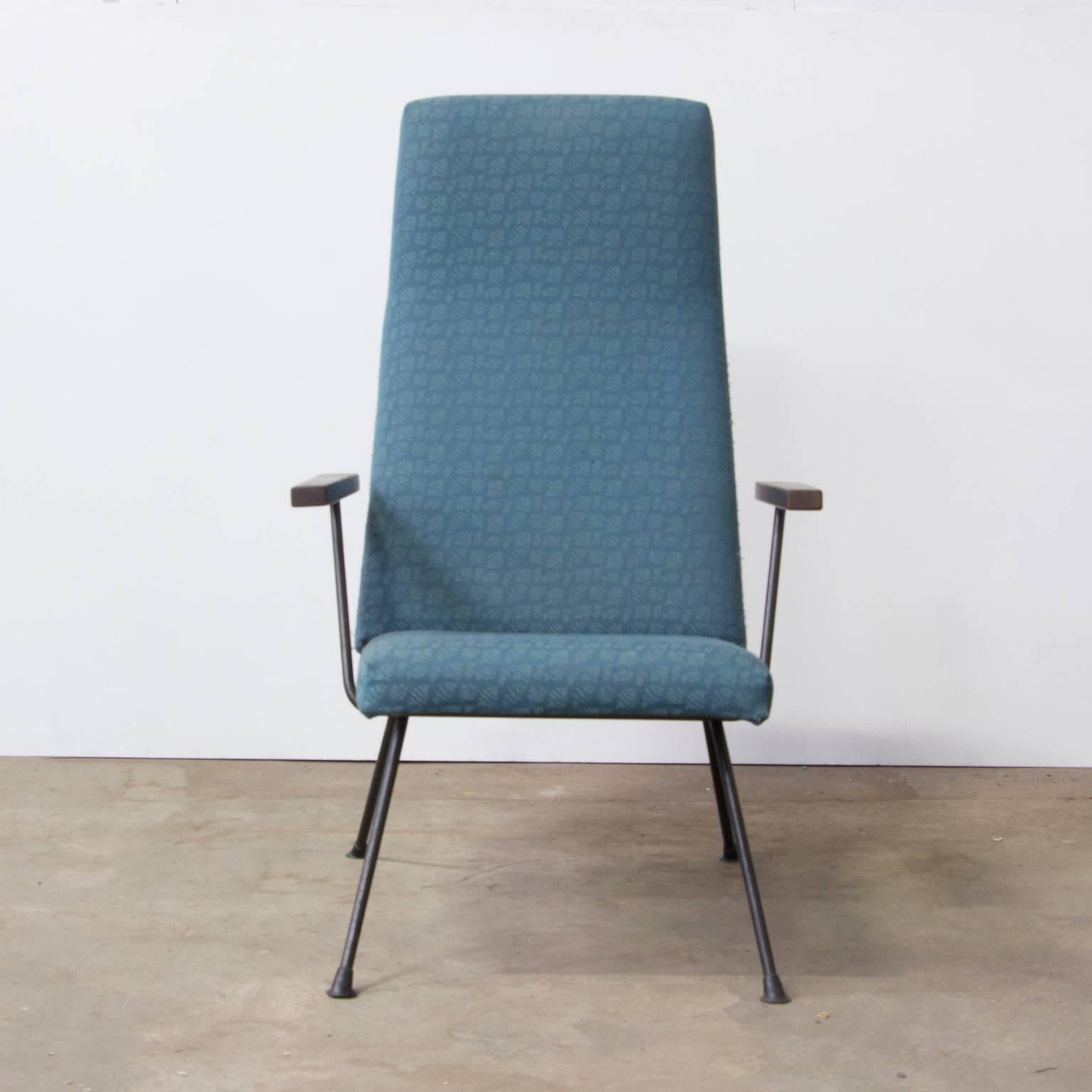 Dutch 1959, Cordemeyer for Gispen, Easy Chair 140, Original Blue 1960s Fabric For Sale