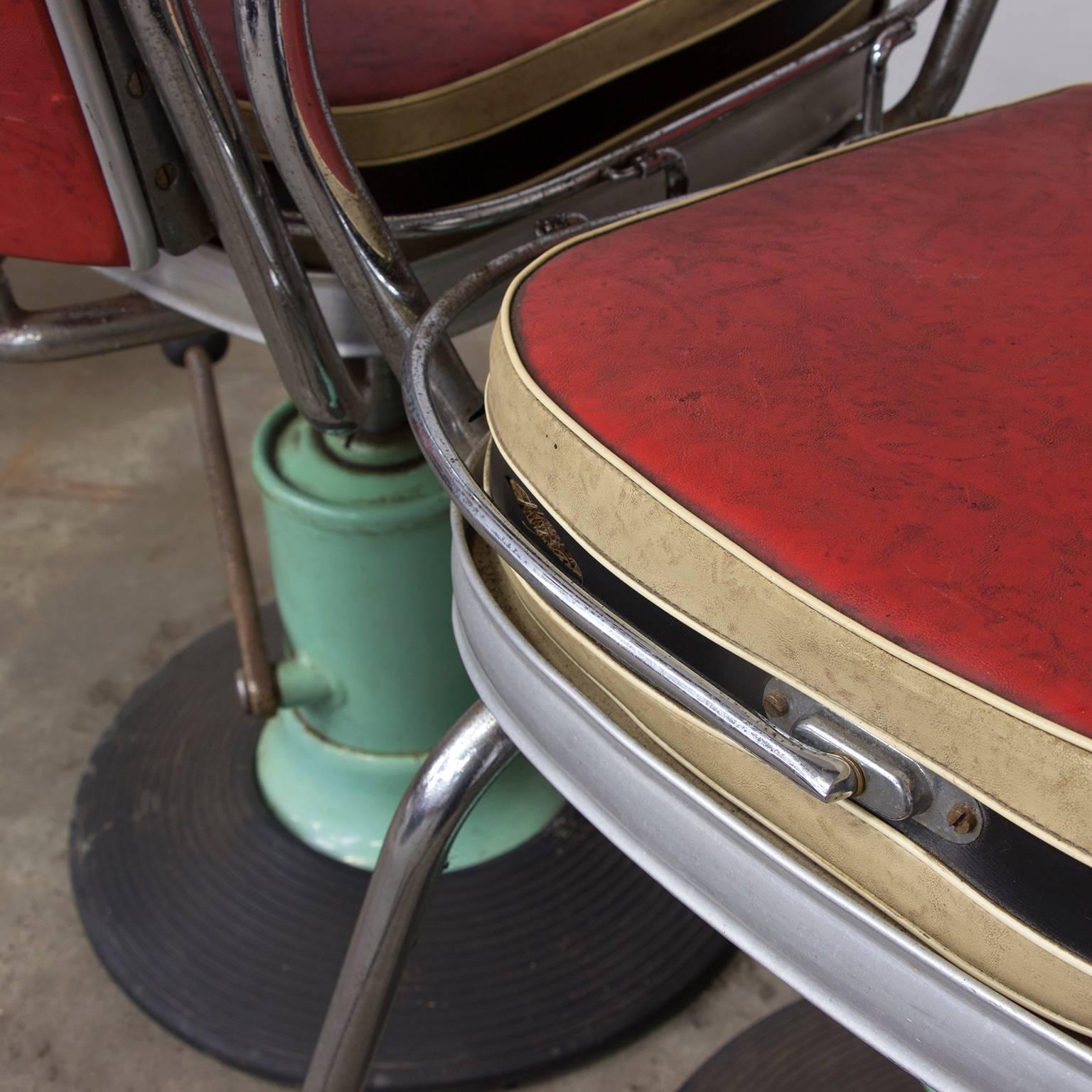 Original 1950s Nubert Adjustable Barber Set Including Children Seat 3