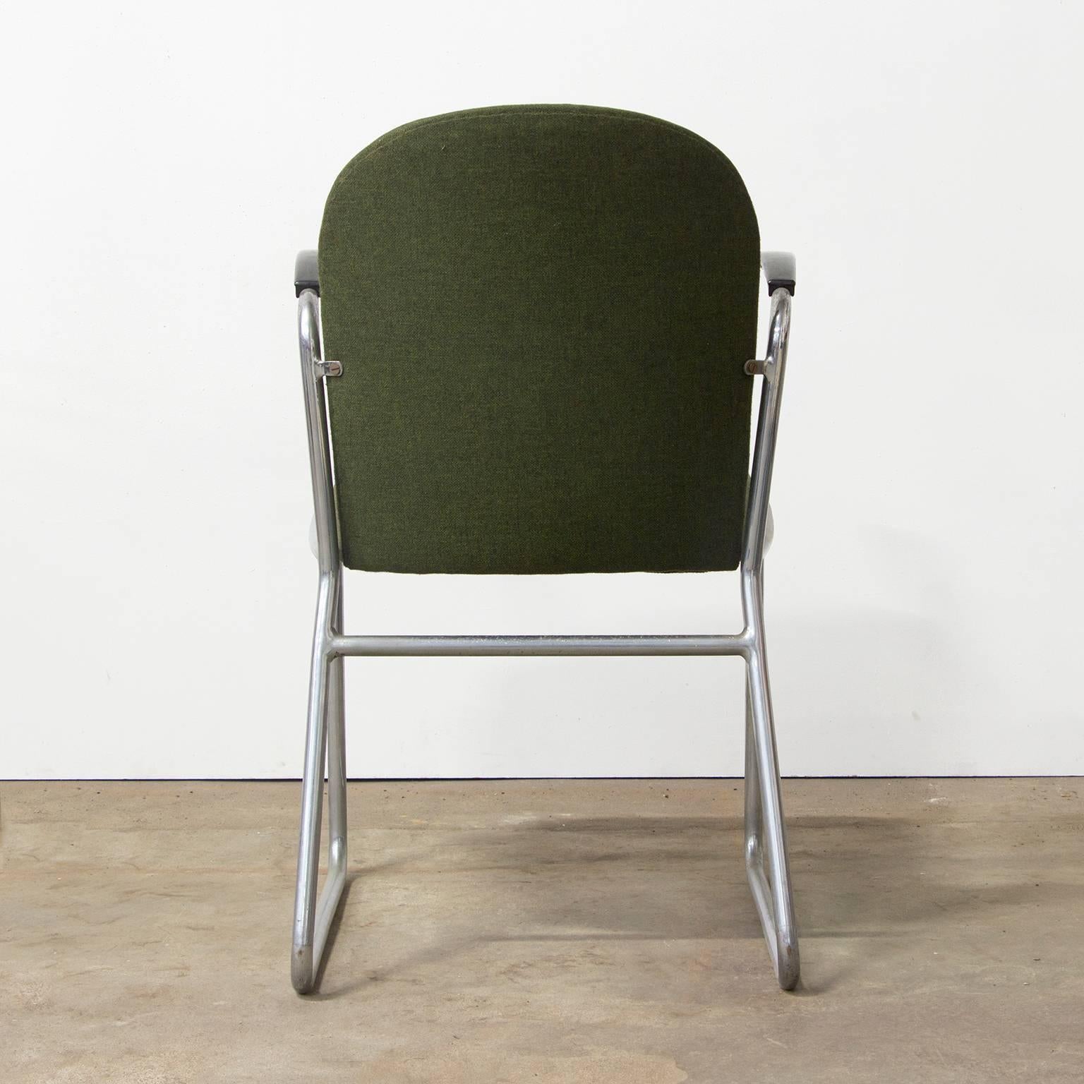 Néerlandais 1935 W.H. Gispen pour Gispen, rare chaise d'appoint encadrée 413R, tissu vert d'origine en vente