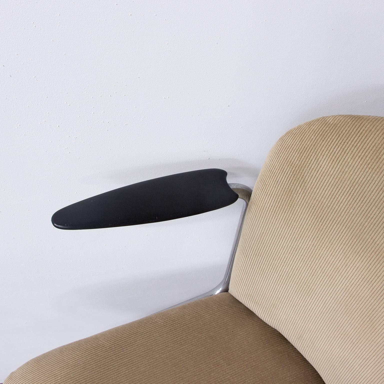 Upholstery 1935, W.H. Gispen by Gispen Culemborg, Office Chair 356, Bakelite Spear Armrests