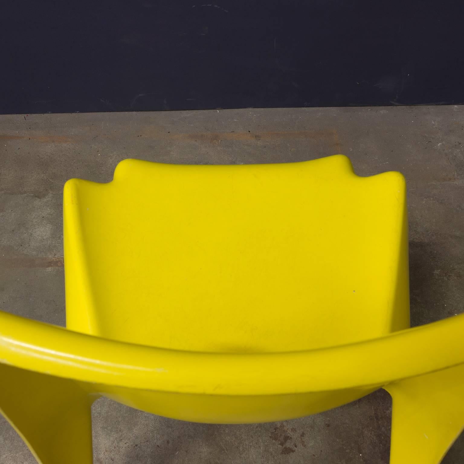 Mid-Century Modern Rare Plastic Organic Chair in Yellow, circa 1970 For Sale