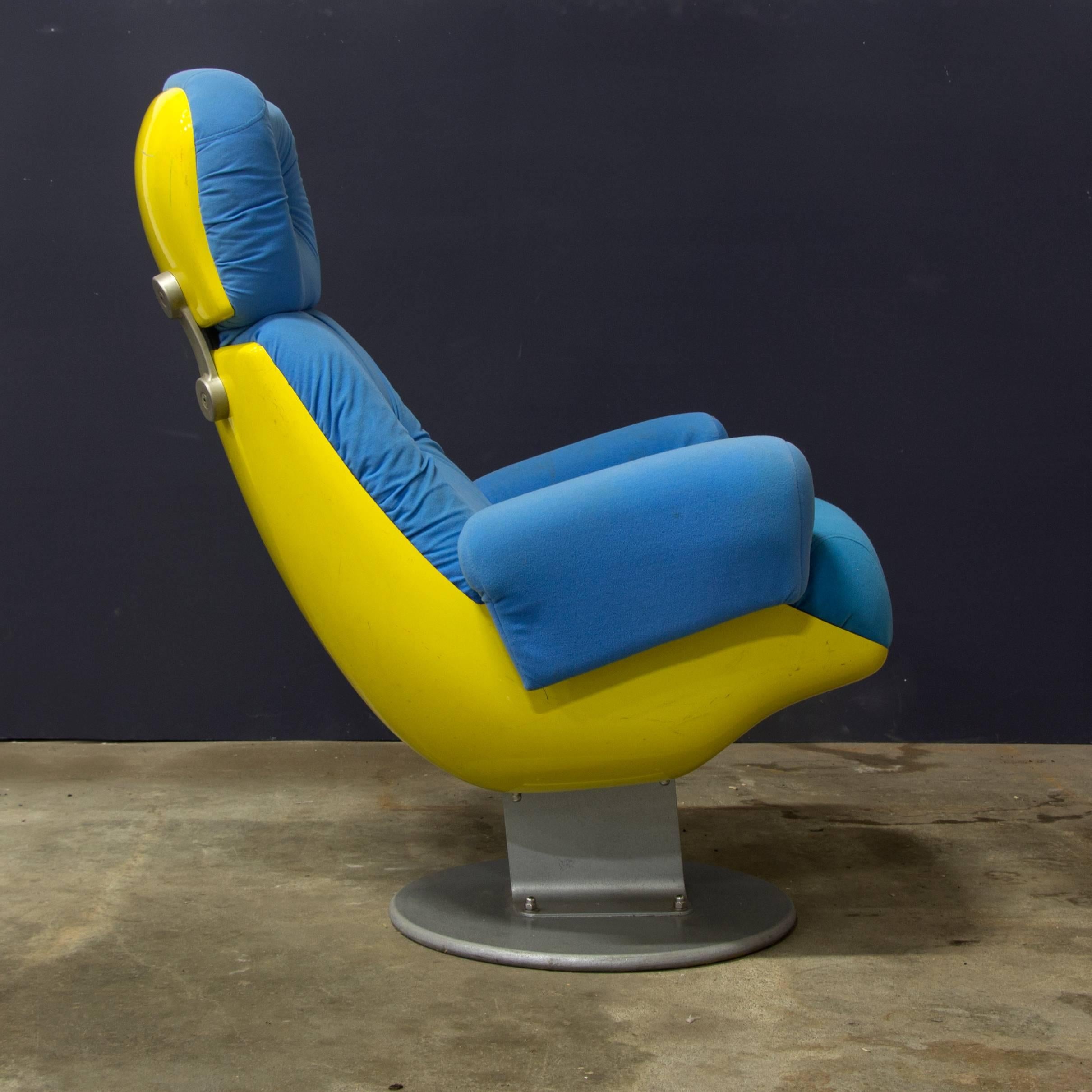 Mid-Century Modern Excellent Comfortable Cinema Chair from a Cinema in Paris, circa 1970