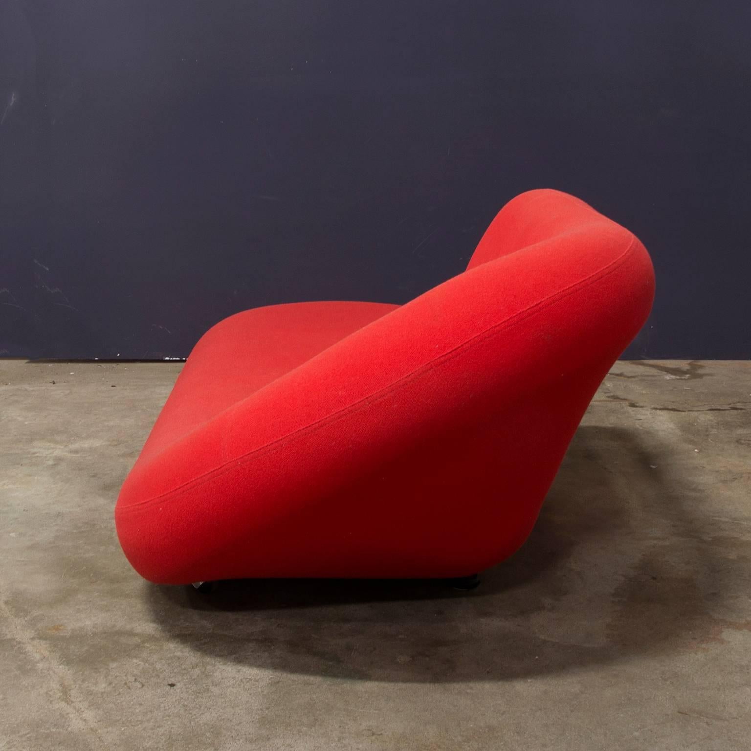 Dutch 1970, Geoffrey Harcourt, Chaise Longue Cleopatra in Originally Red Tonus Fabric