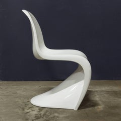 1965, Verner Panton, Stacking Chair, Herman Miller, Second Edition in White