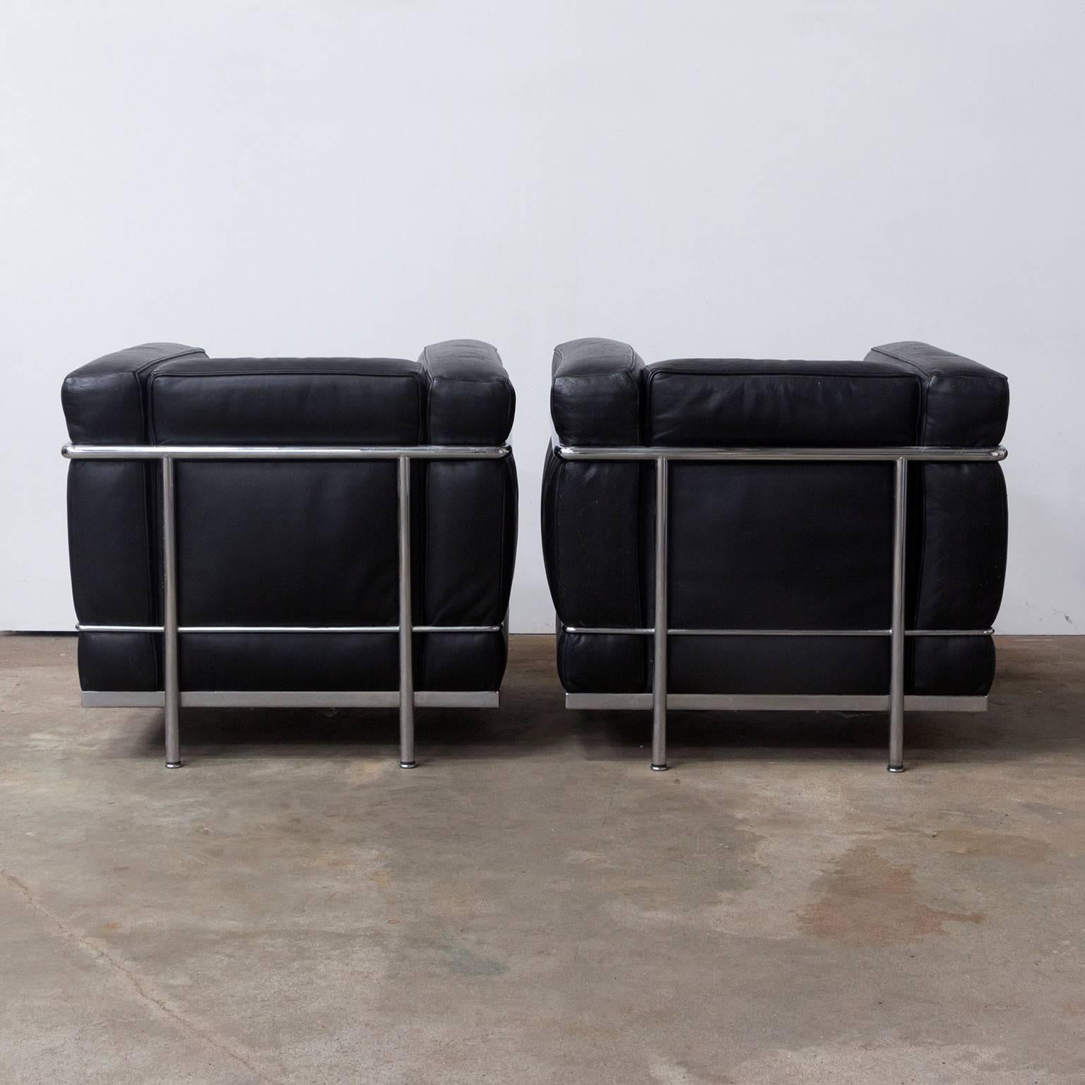 1928, Le Corbusier, Sillón LC2 Cuero negro by Cassina Moderno de mediados de siglo
