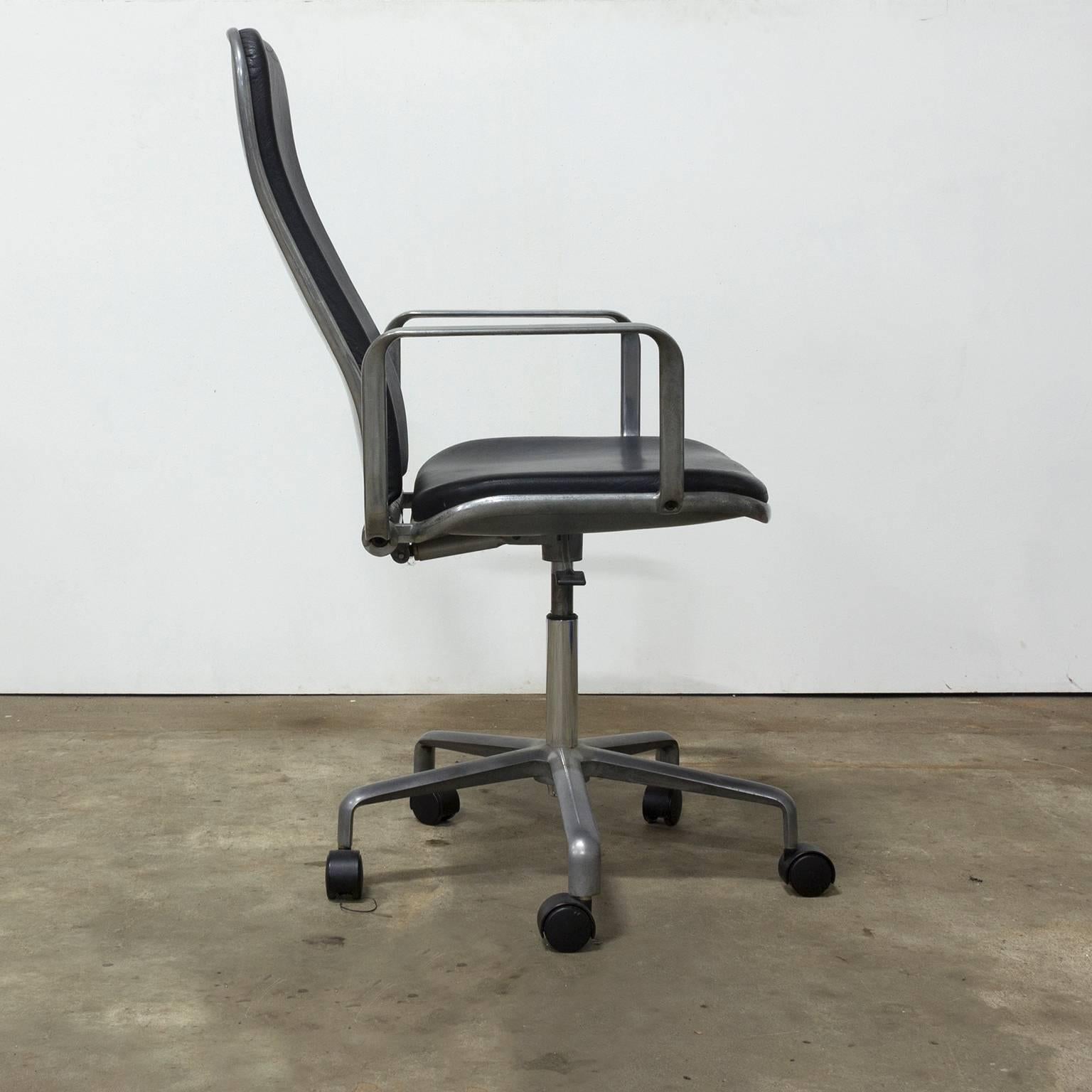 supporto chair hille