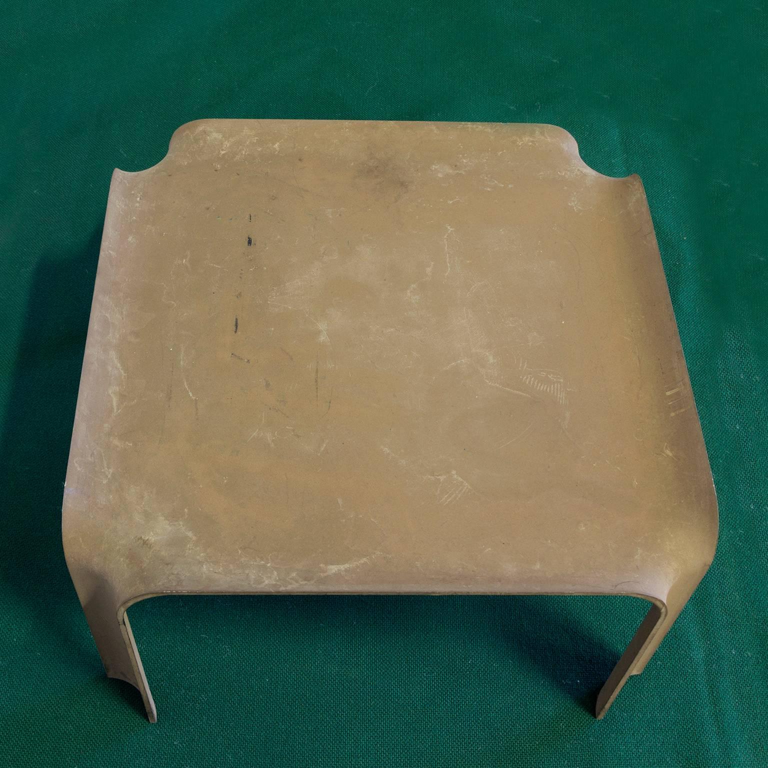 Néerlandais 1967, Pierre Paulin, Table d'appoint Early More Elegance Modèle 877 en Chocolate Brown en vente