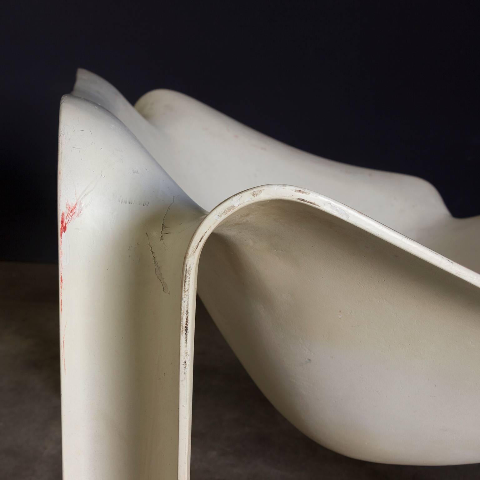 Mid-20th Century 1963, Pierre Paulin, Early F303 Lounge Chair in Cream / White for Artifort