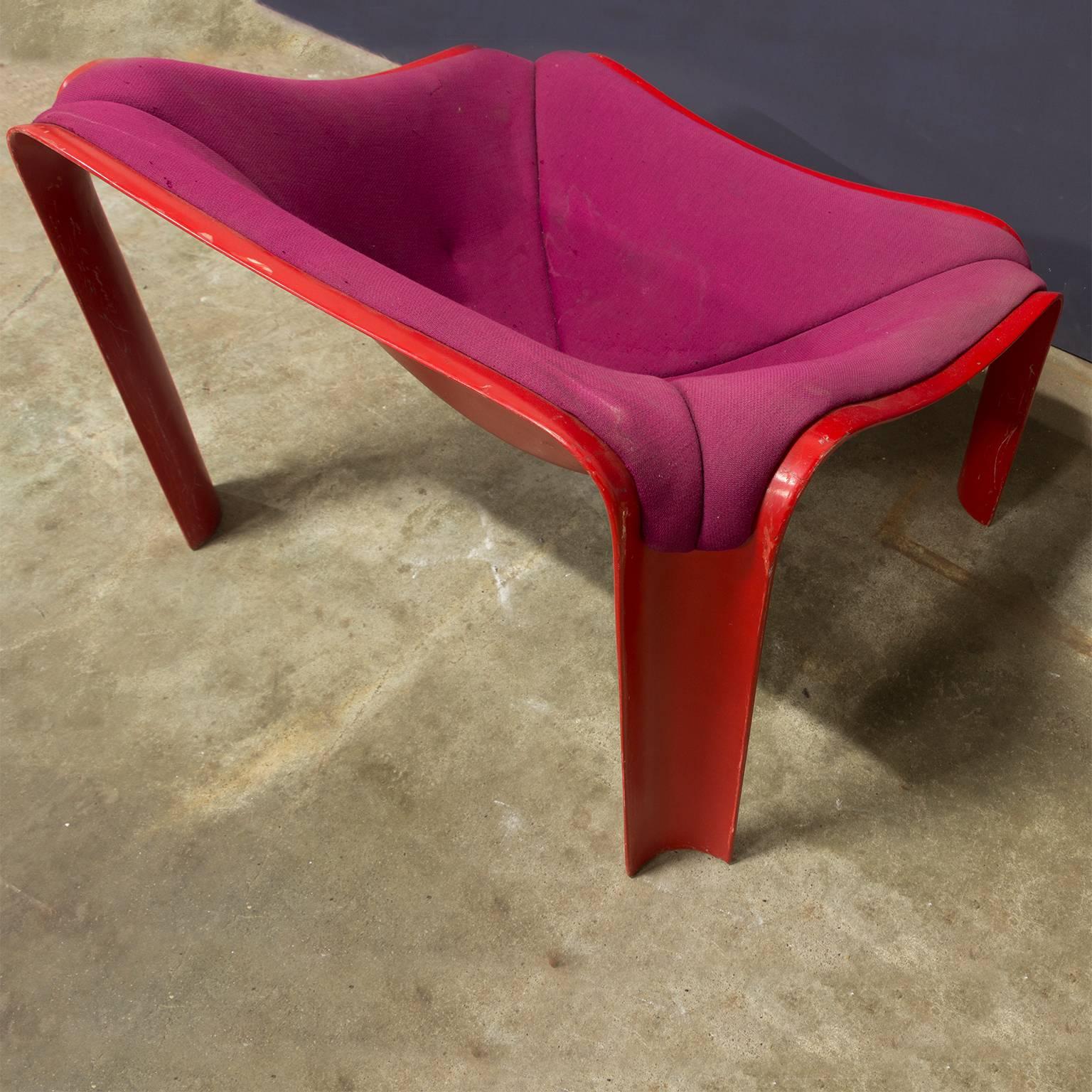 Mid-20th Century 1963, Pierre Paulin, F303 Lounge Chair in Red with Upholstery for Artifort