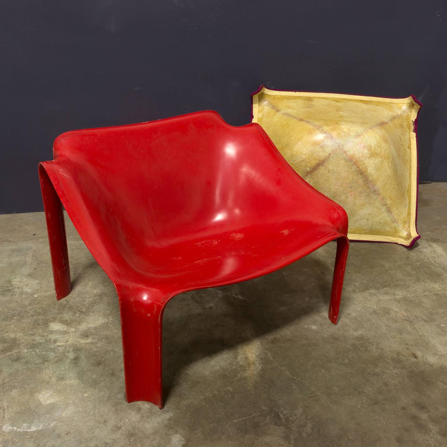 1963, Pierre Paulin, F303 Lounge Chair in Red with Upholstery for Artifort 1