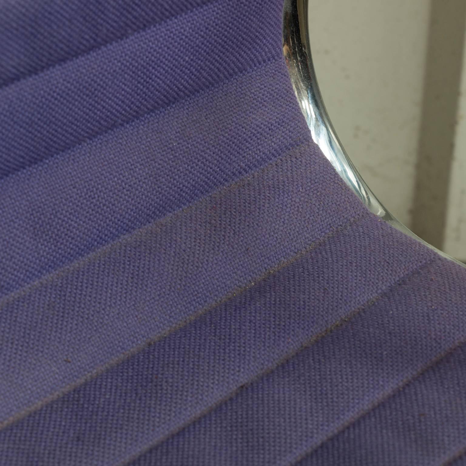 Aluminum 1958, Ray and Charles Eames Purple Adjustable Tilt Office Chair with Five Wheels
