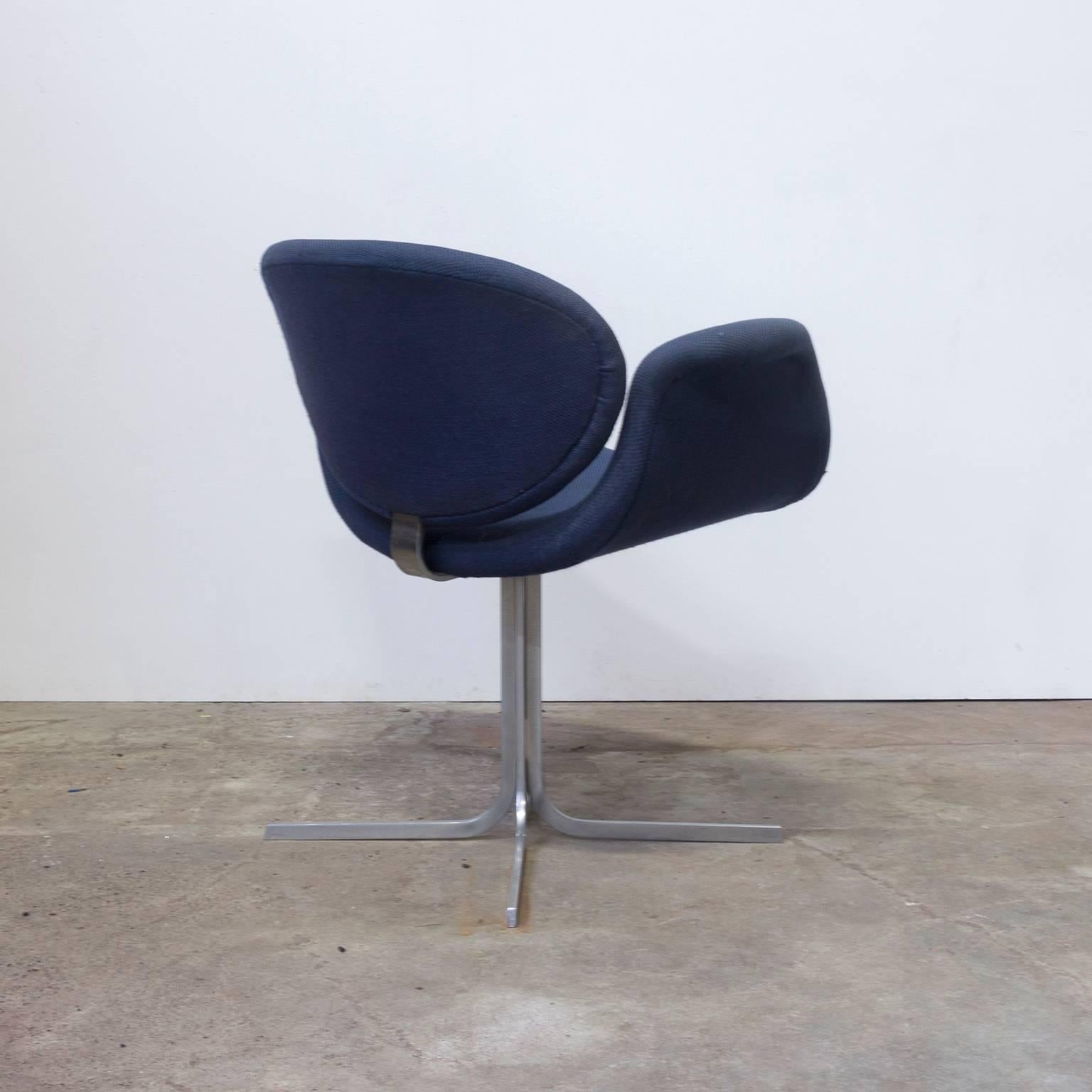 Mid-Century Modern 1965, Pierre Paulin for Artifort, Early Original Base and Blue Fabric
