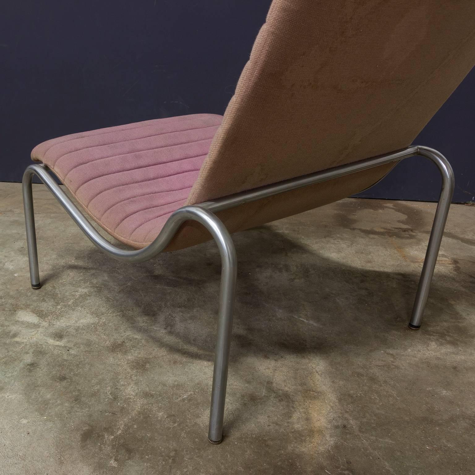 Aluminum 1968, Kho Liang Ie for Stabin Holland, Rare Pink Fabric 704 High Lounge Chair For Sale