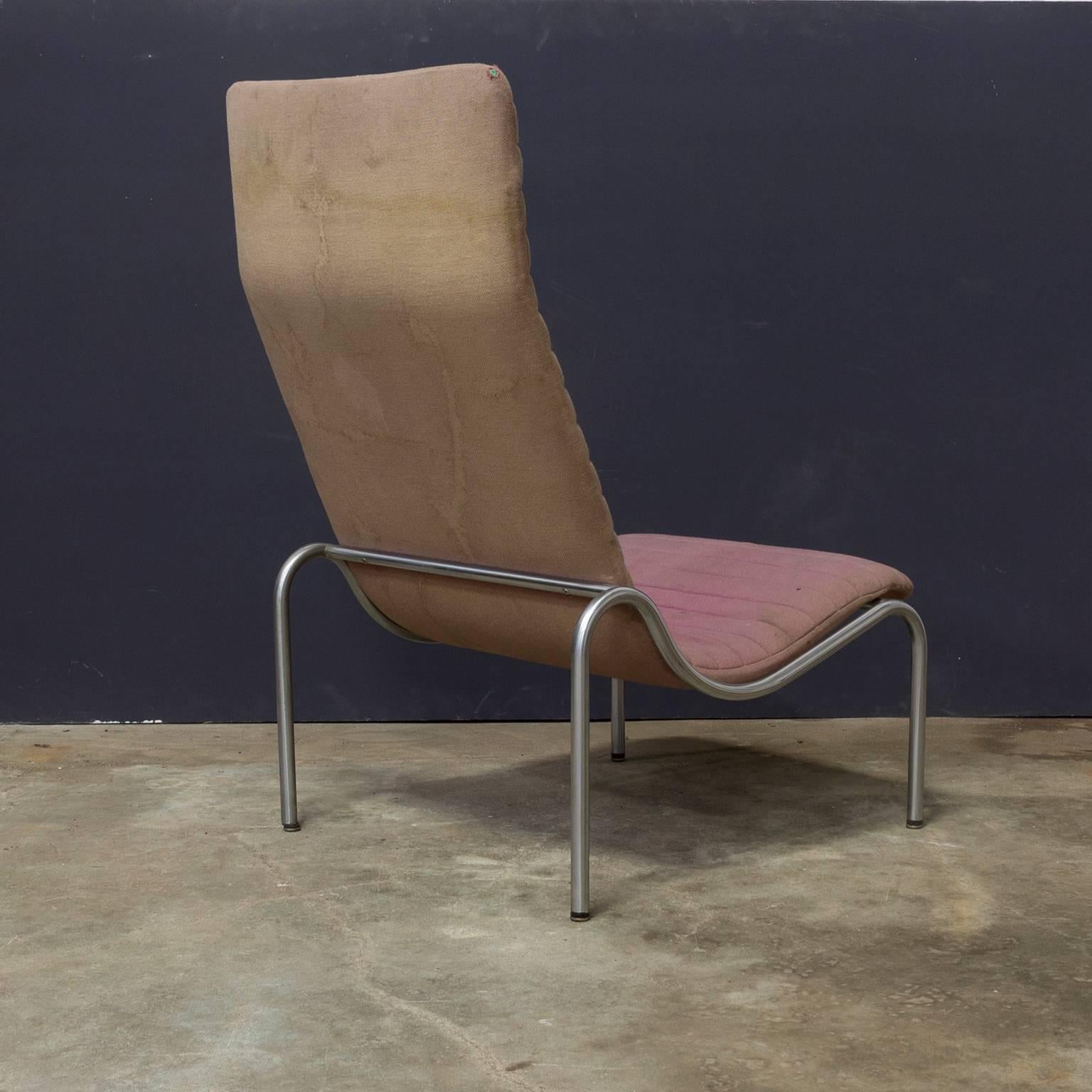 Mid-Century Modern 1968, Kho Liang Ie for Stabin Holland, Rare Pink Fabric 704 High Lounge Chair For Sale