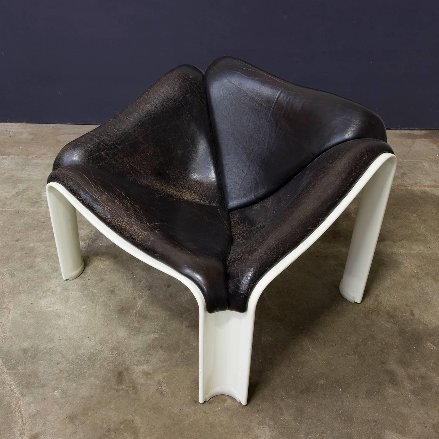 Mid-20th Century 1963, Pierre Paulin, F303 Easy Chair for Artifort, off White and Vintage Leather