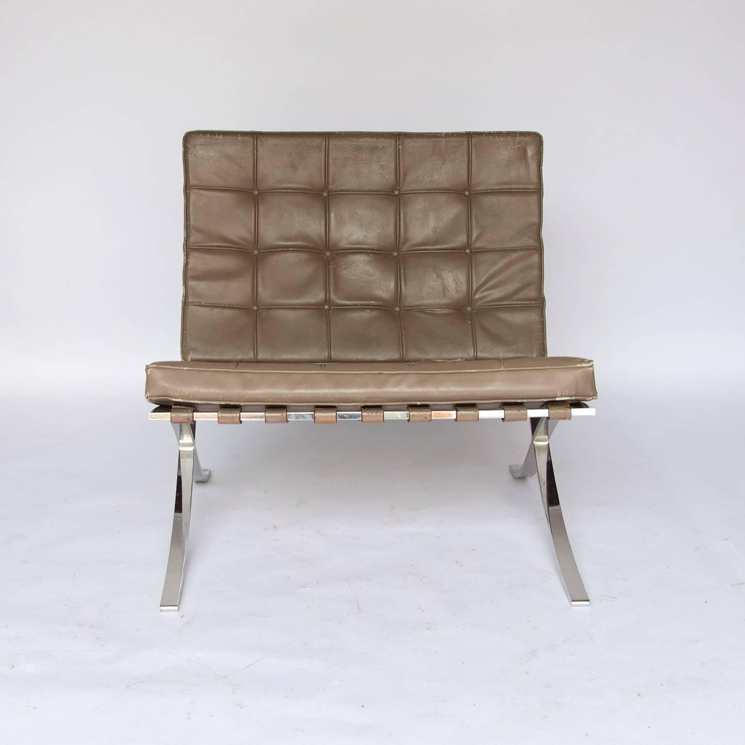 Chrome 1928, Ludwig Mies van der Rohe, Sixties Bauhaus Barcelona Set Original Leather