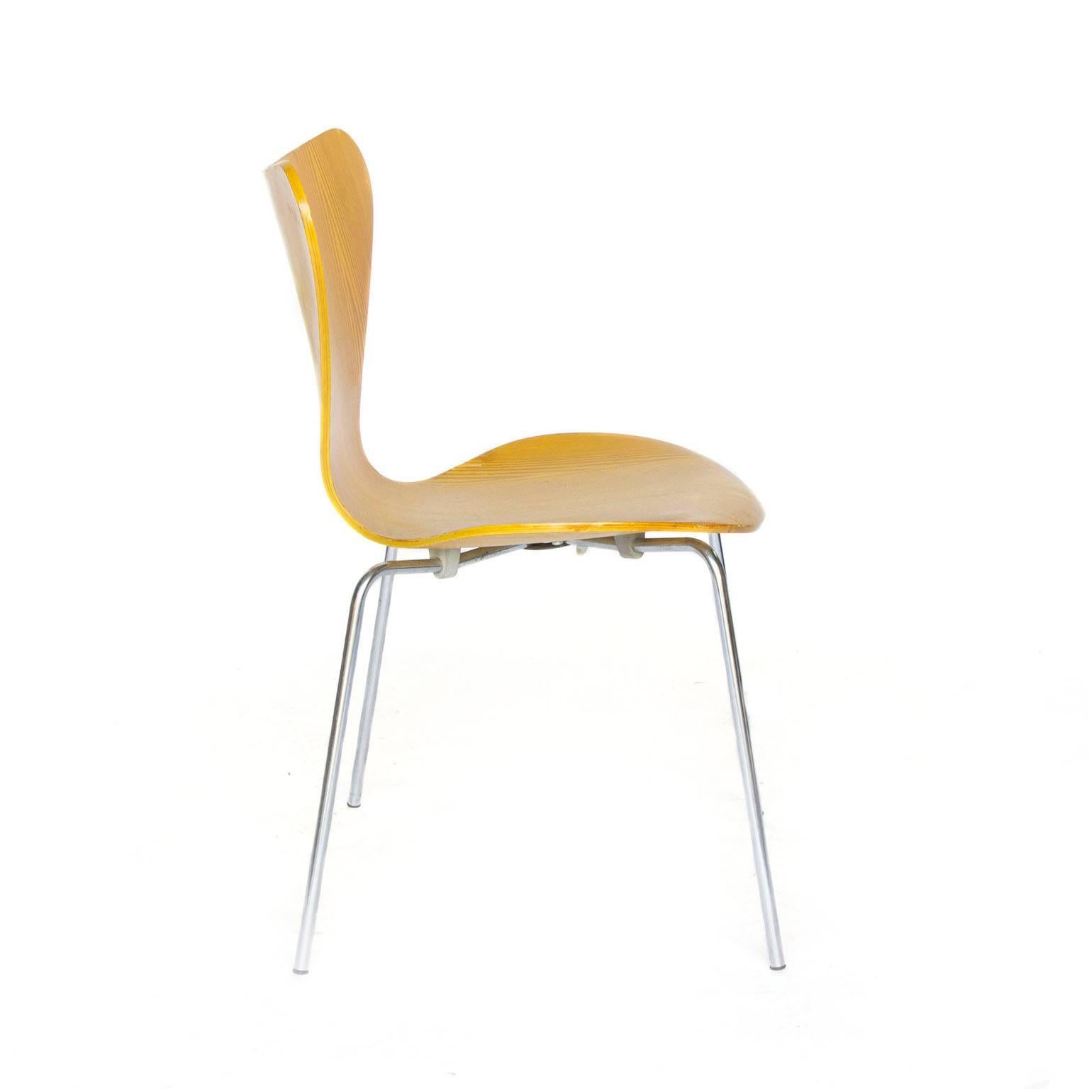 Ensemble de six chaises papillon 3107 en stratifié rare d'Arne Jacobsen, 1955 en vente 2