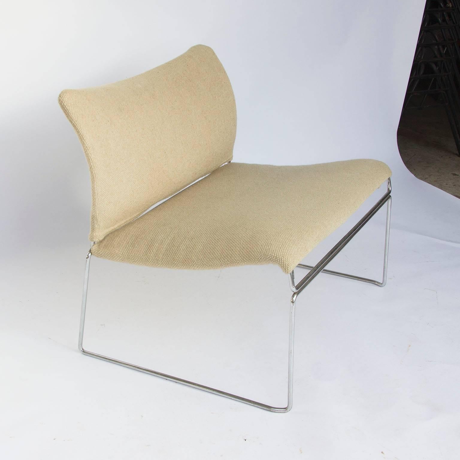 Very rare. In original woven fabric is this loveseat designed by the Japanese l Kazuhide Takahama in good condition and pretty light to move. Diameter 11 mm metal bar, bent and electric induction welded, chrome plating. Designed in 1972 by Kazuhide