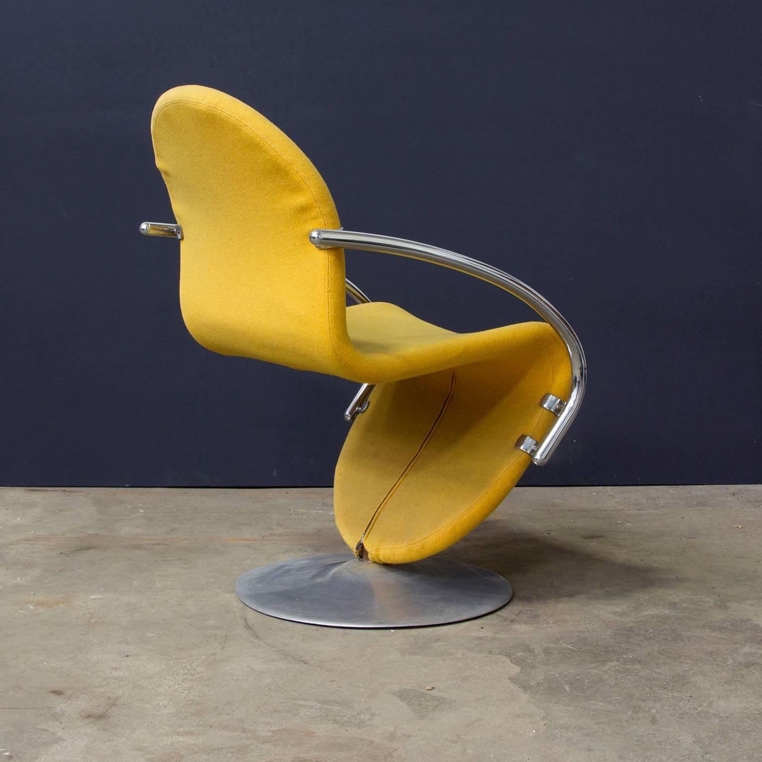 1973, Verner Panton, 1-2-3 Serie, Beistellstuhl aus gelbem Stoff (Moderne der Mitte des Jahrhunderts) im Angebot