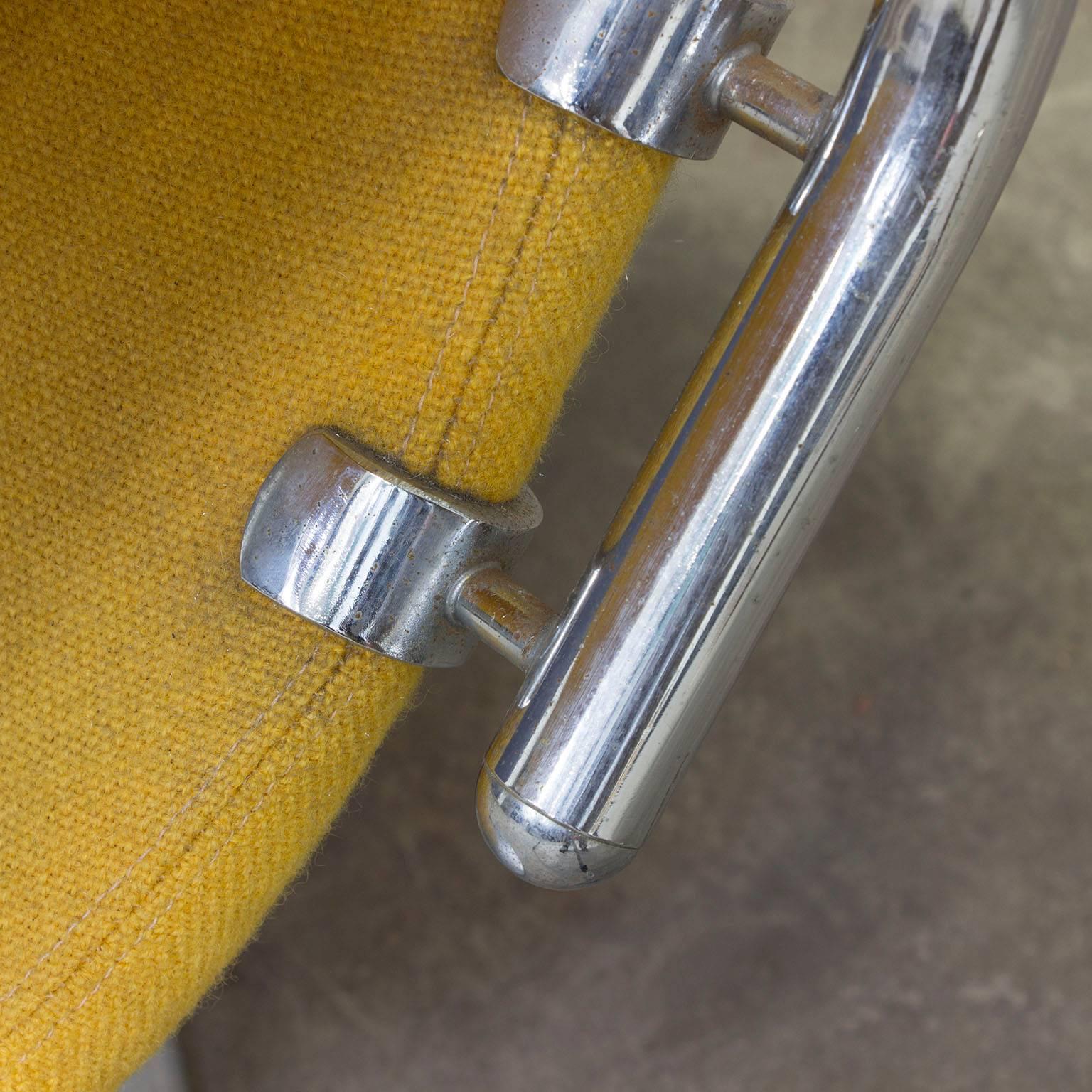 Fin du 20e siècle Chaise d'appoint en tissu jaune de la série 1-2-3 de Verner Panton, 1973 en vente