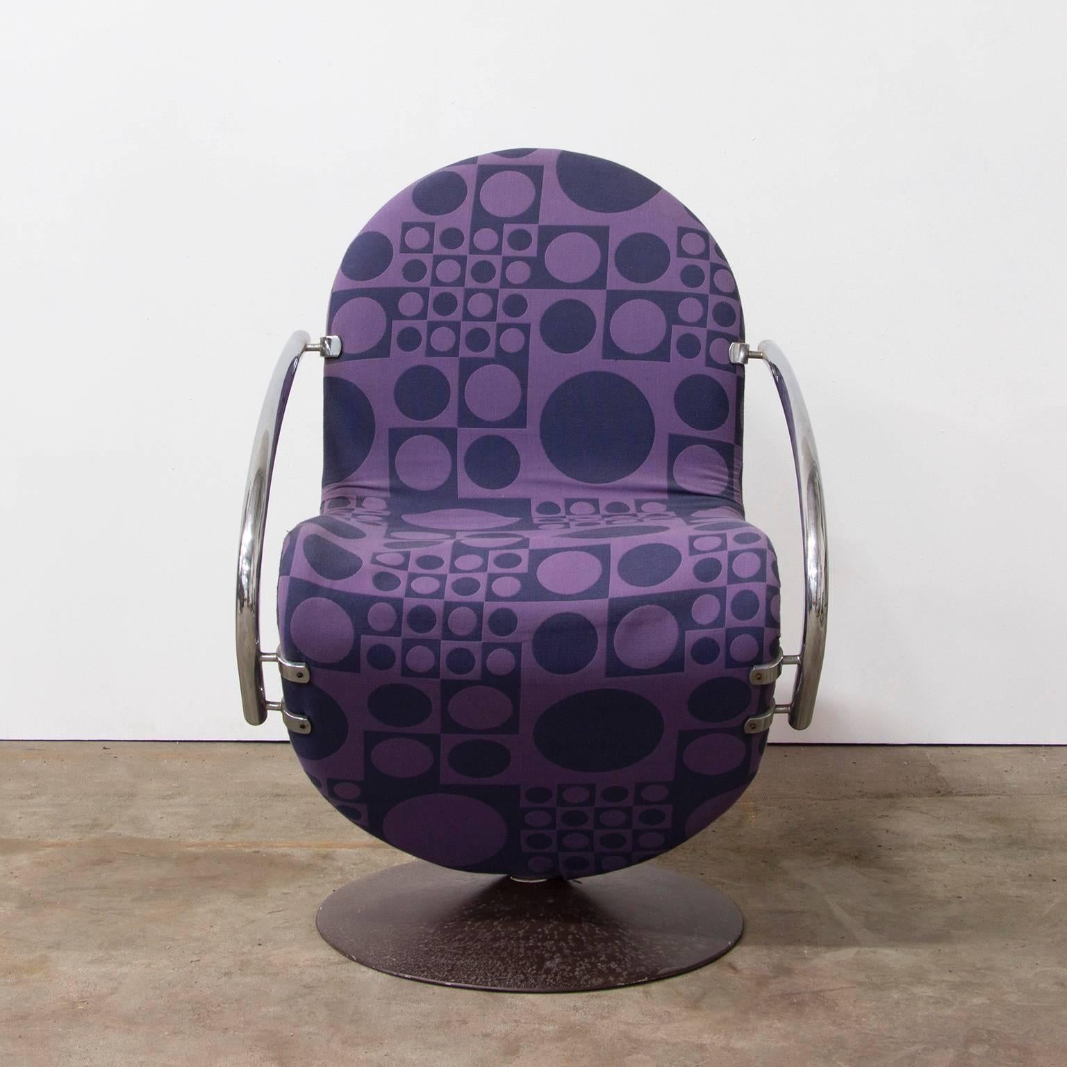1973, Verner Panton for Rosenthal, Side Chair Including Original Panton Fabric In Good Condition For Sale In Amsterdam IJMuiden, NL