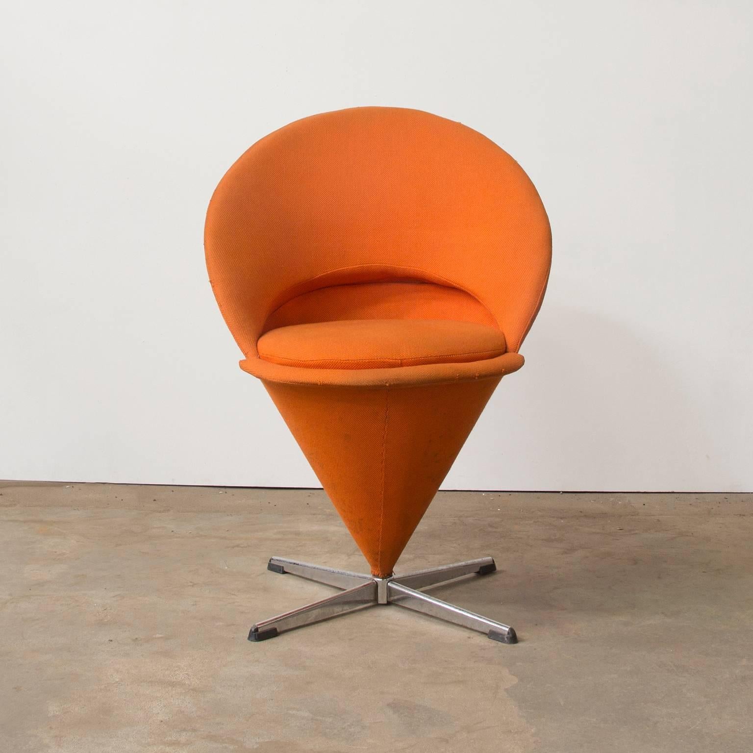 Mid-Century Modern 1958, Verner Panton for Rosenthal, Cone Chair in Original Orange Linen Fabric