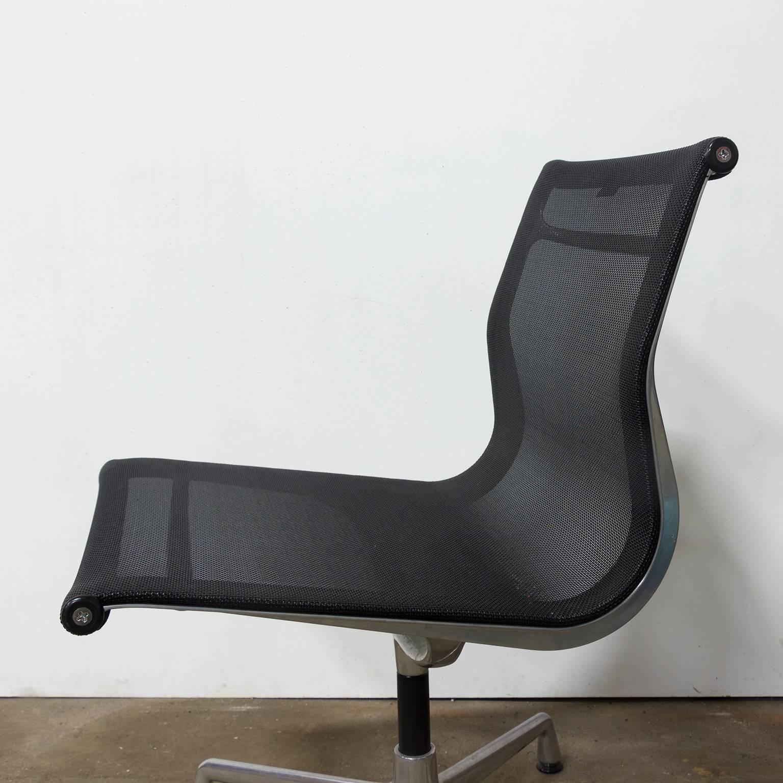 Mid-Century Modern 1958, Eames, EA 107 for Vitra, Static Non Swivel Black Net Weave For Sale