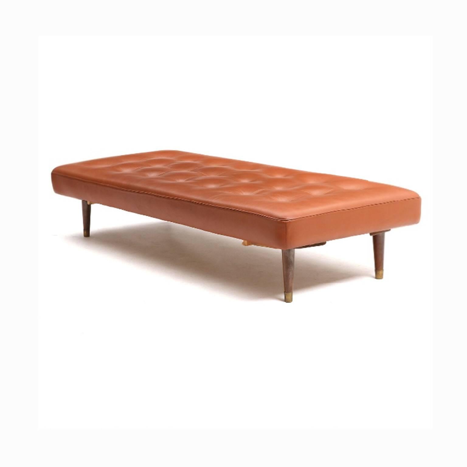 Scandinavian Modern Daybed Cognac Leather For Sale