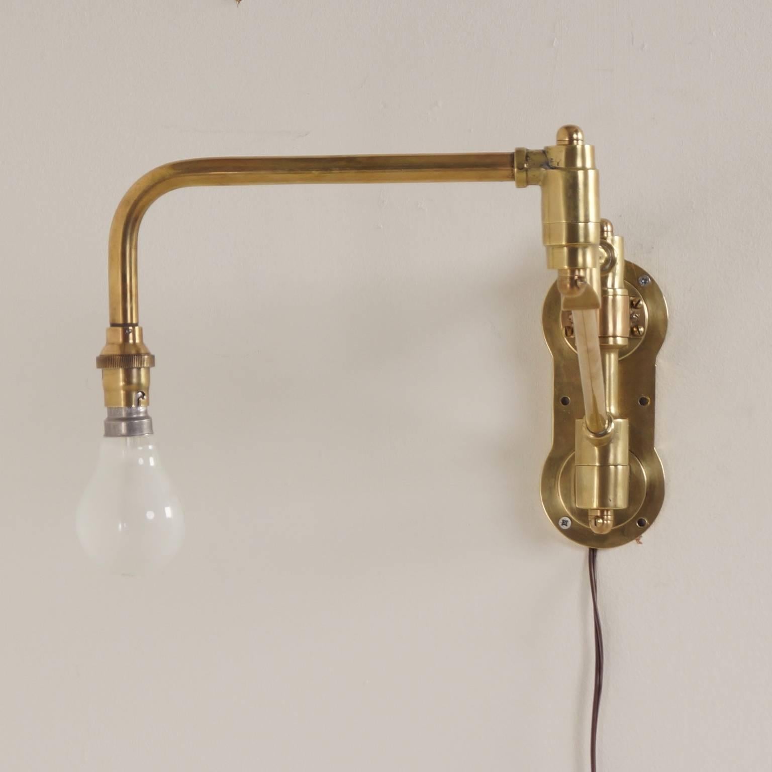 Industrial Brass Machine Workbench Lamp, circa 1930 For Sale 2
