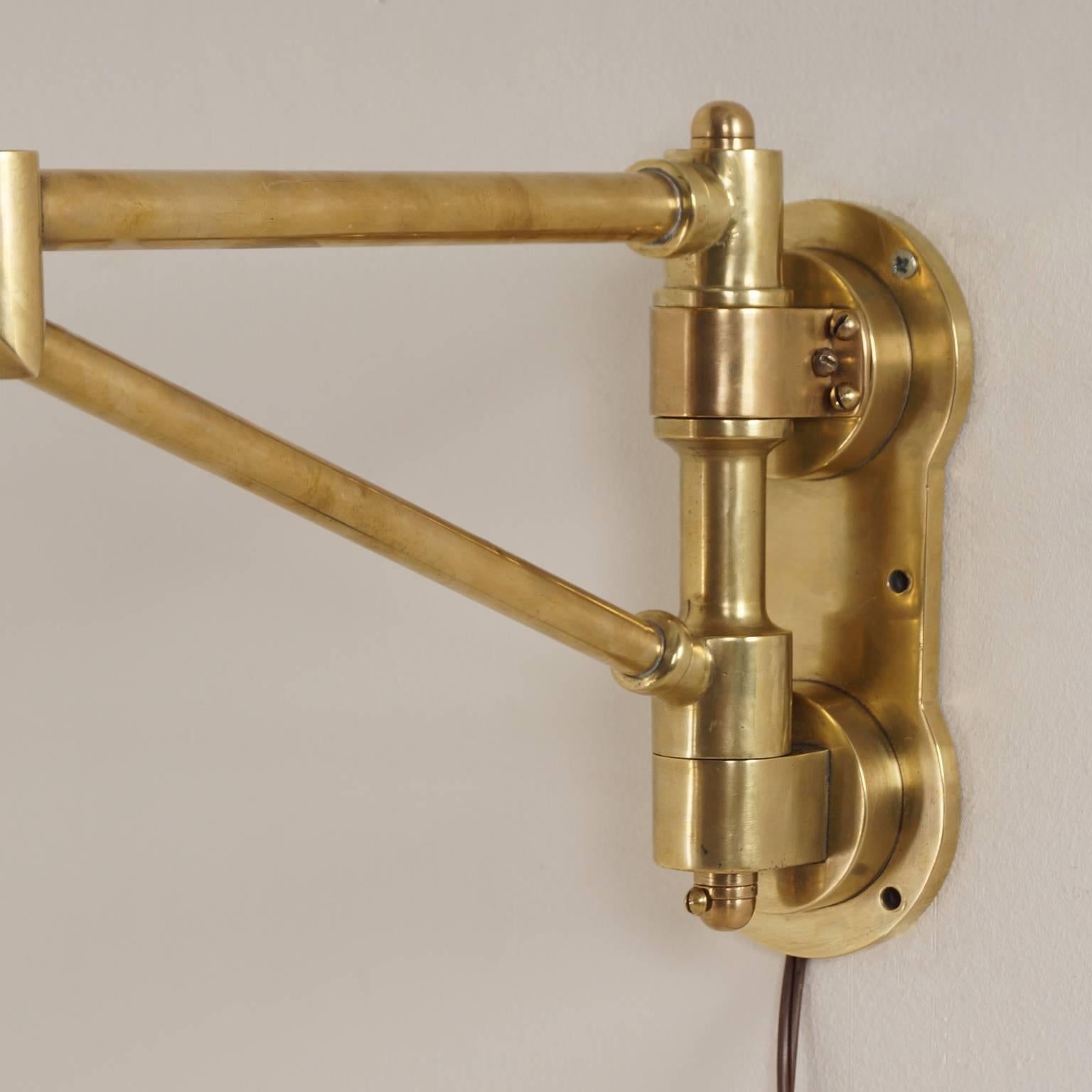Industrial Brass Machine Workbench Lamp, circa 1930 For Sale 5