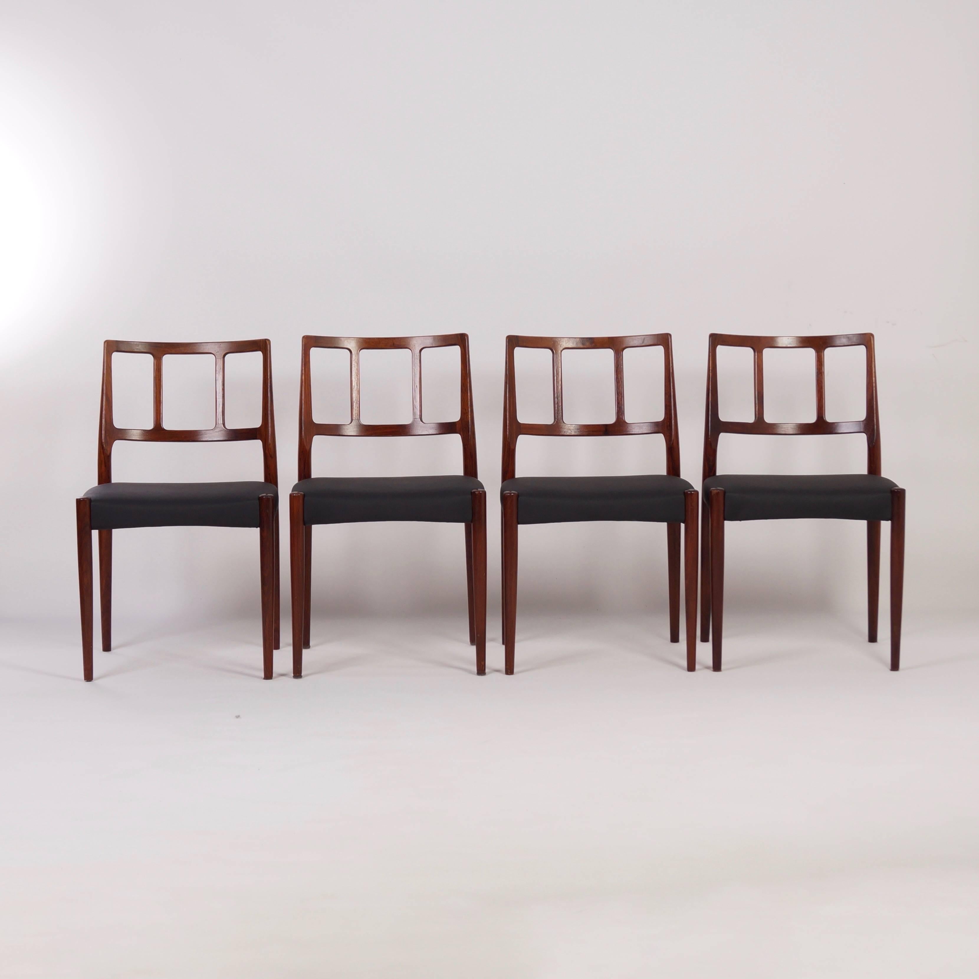 Scandinavian Modern Set of Dining Chairs by Johannes Andersen for Uldum Møbelfabrik, 1960s For Sale