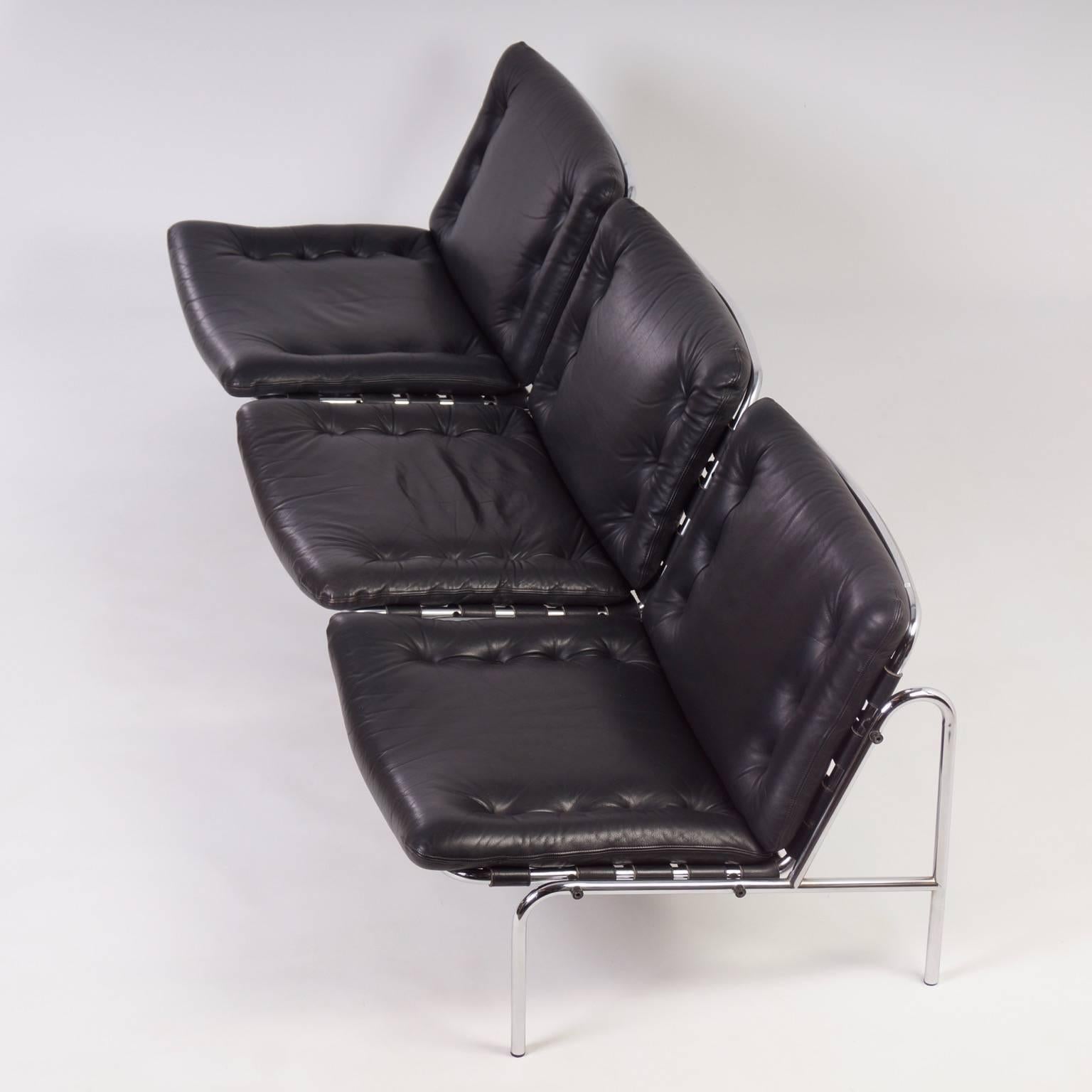 Osaka Easy Chairs Model SZ077 / Nagoya 1 by Martin Visser for ‘T-Spetrum, Ca. 19 In Good Condition For Sale In Berkel en Rodenrijs, NL