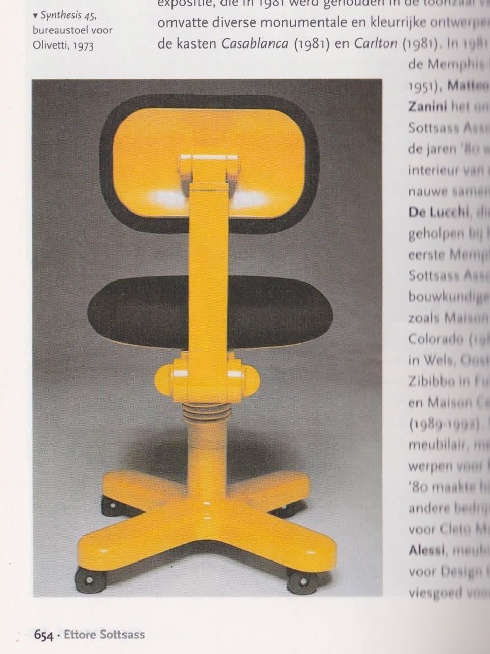 Late 20th Century 1973 Ettore Sottsass Olivetti Synthesis Desk Chair For Sale