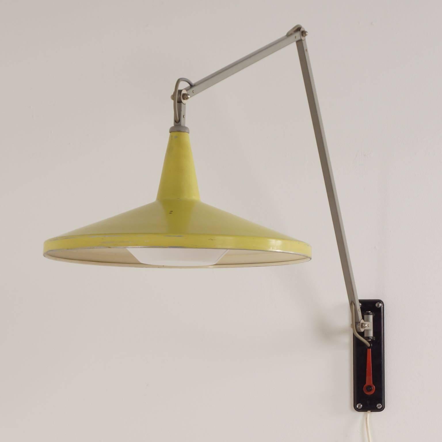 Dutch Rare Yellow Panama Wall Lamp No. 4050 by W. Rietveld for Gispen, 1956 For Sale