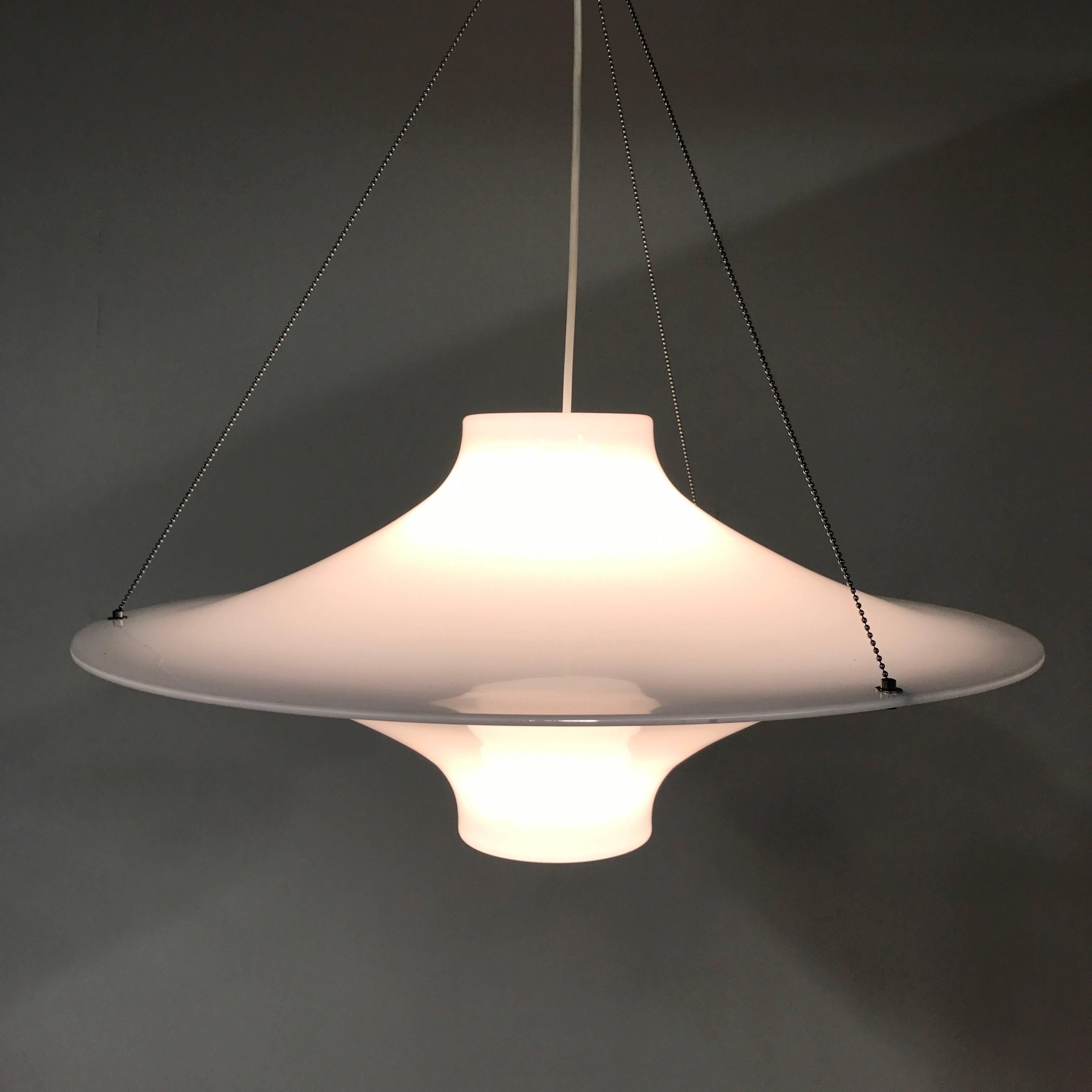 Skyflyer Hanging Light ‘Lokki’ by Yki Nummi for Stockmann-Orno, Finland, 1960 For Sale 1