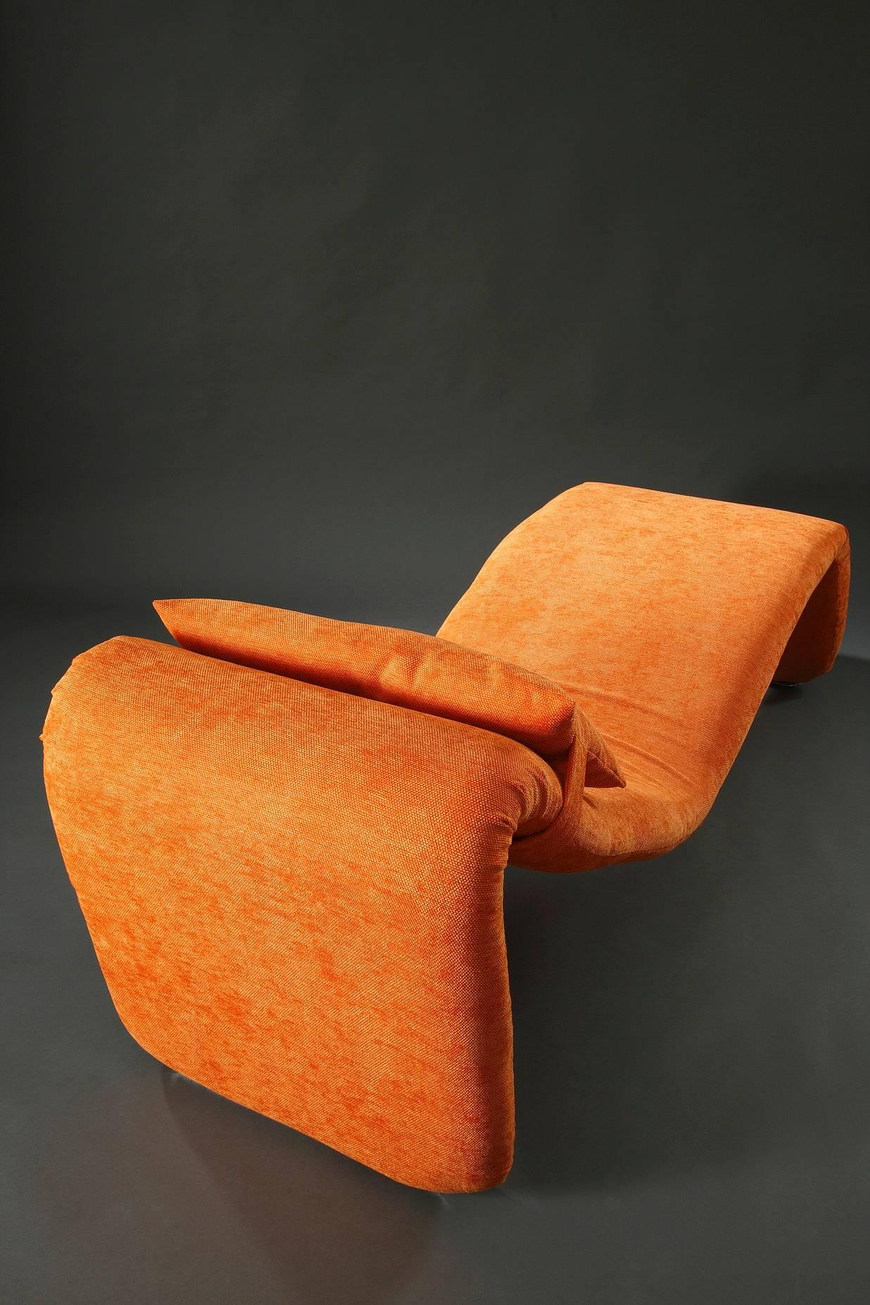 Djinn Lounge Chair Designed by Olivier Mourgue for Airborne International 2