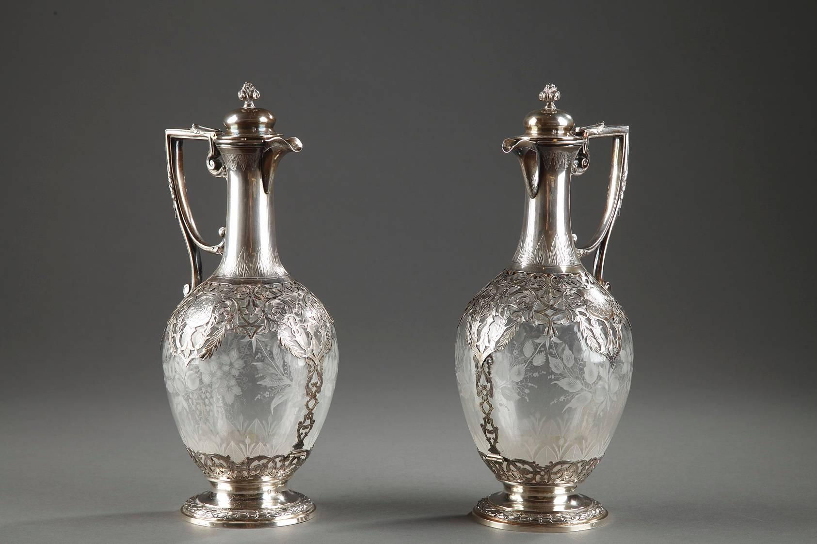 Pair of Silver and Crystal Ewers with Floral Decoration, 19th Century In Good Condition In Paris, FR