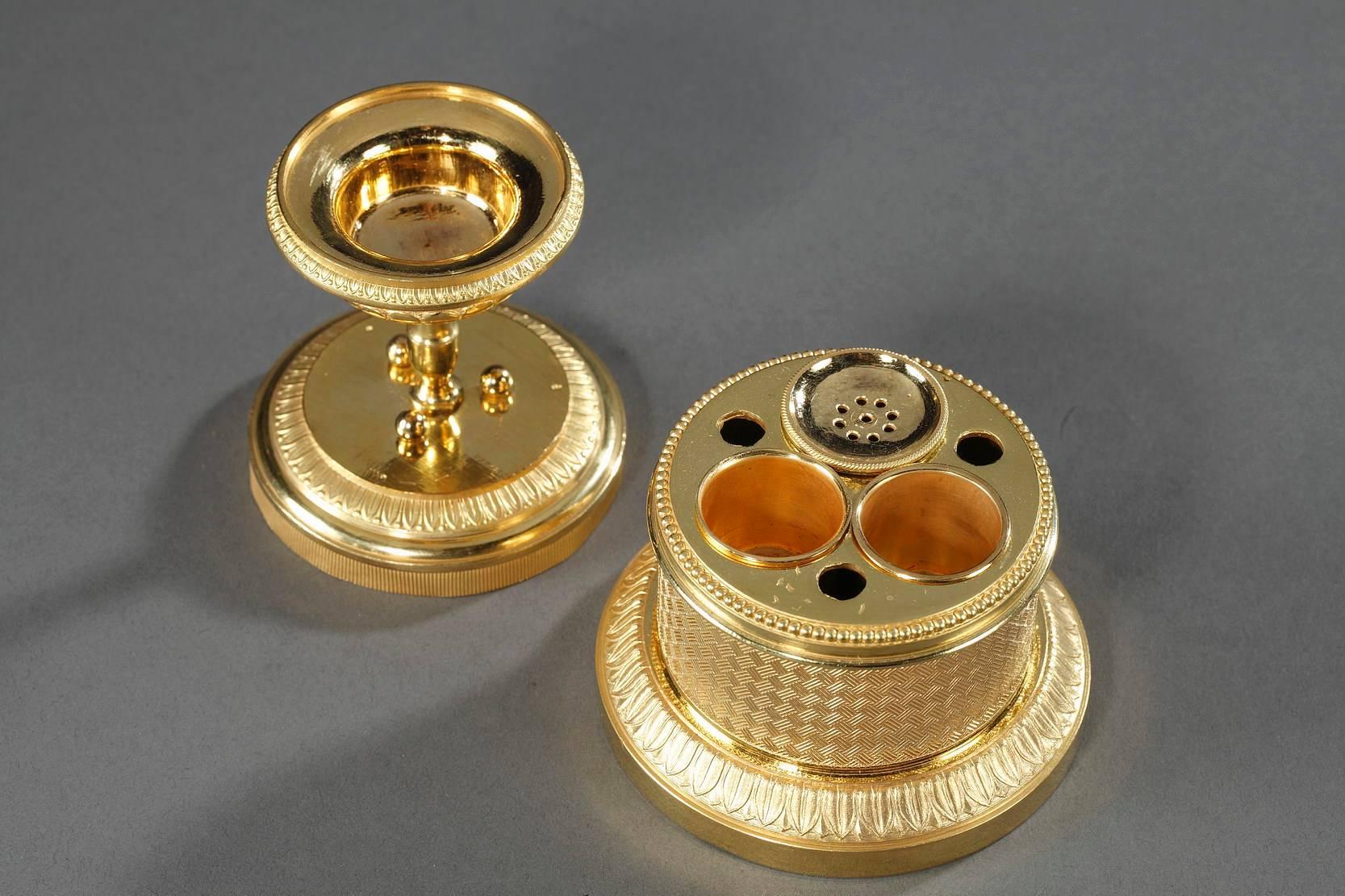 Late 19th Century Gilt Bronze Inkwell and Trinket Bowl In Good Condition In Paris, FR