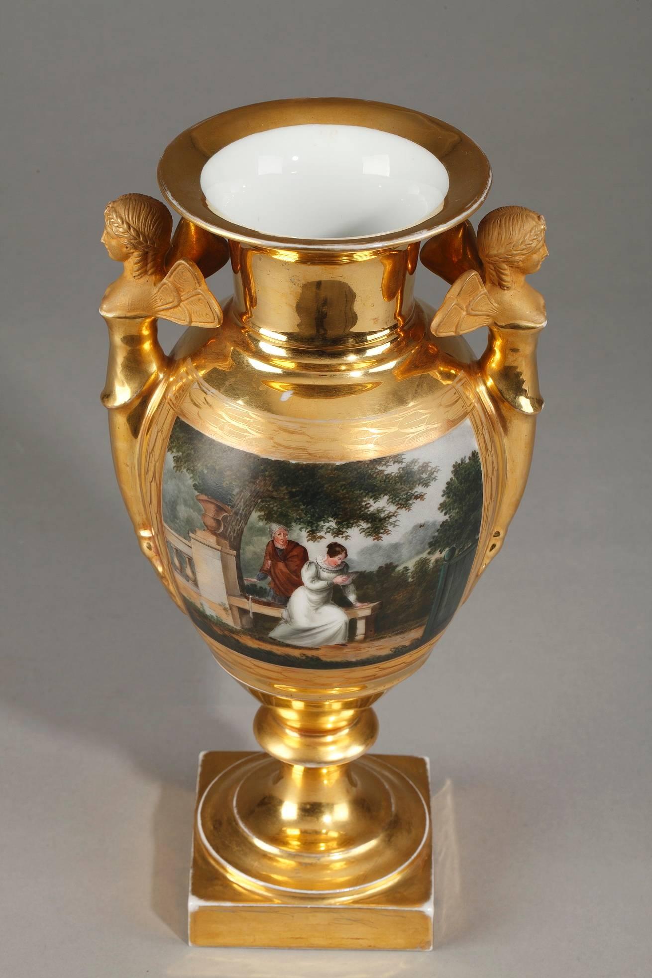 Pair of Empire Period Porcelain Vases, 19th Century In Good Condition In Paris, FR